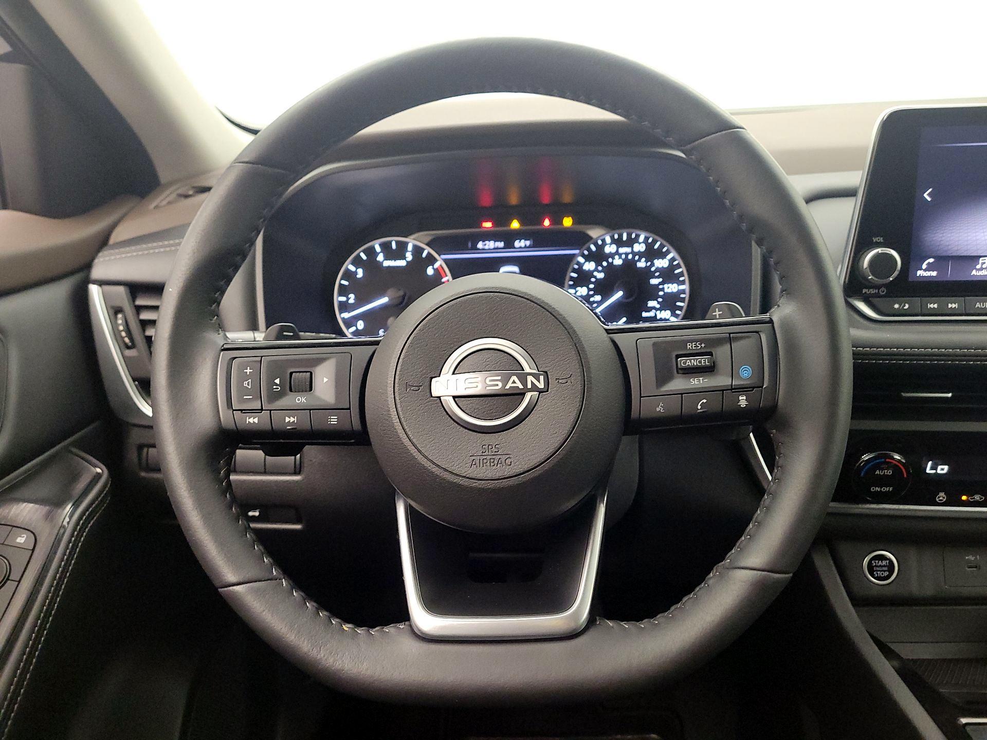 Thumbnail: 2023 Nissan Rogue - 10