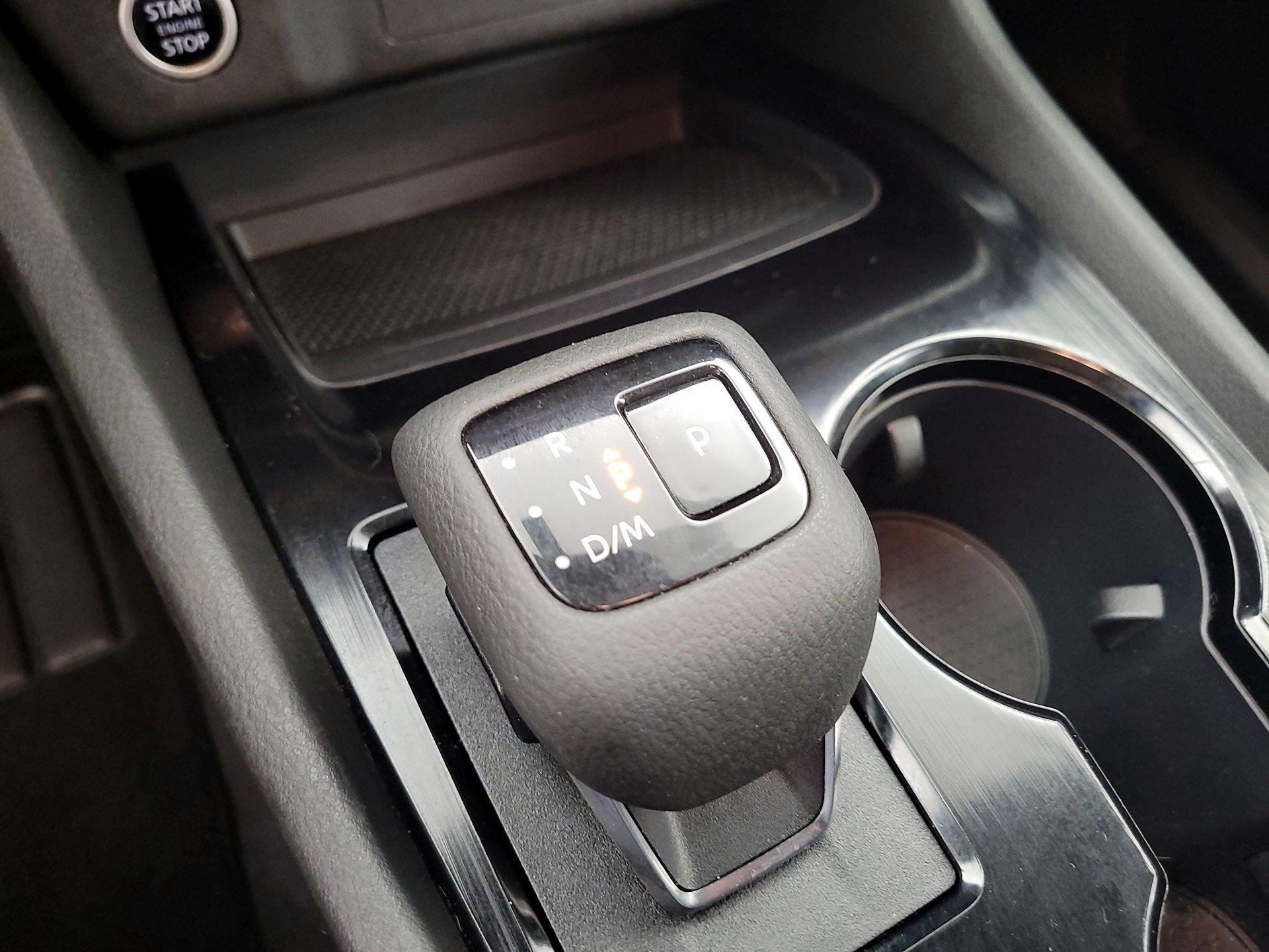 Thumbnail: 2023 Nissan Rogue - 17