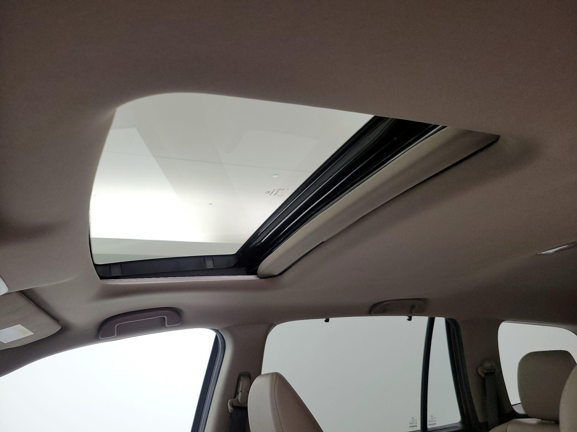 Thumbnail: 2022 Honda Pilot - 19