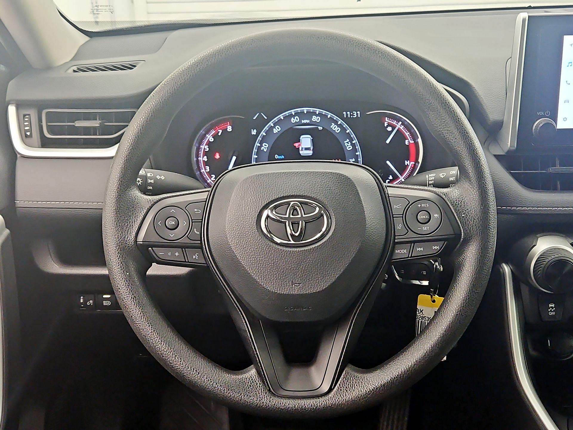 Thumbnail: 2025 Toyota RAV4 - 10