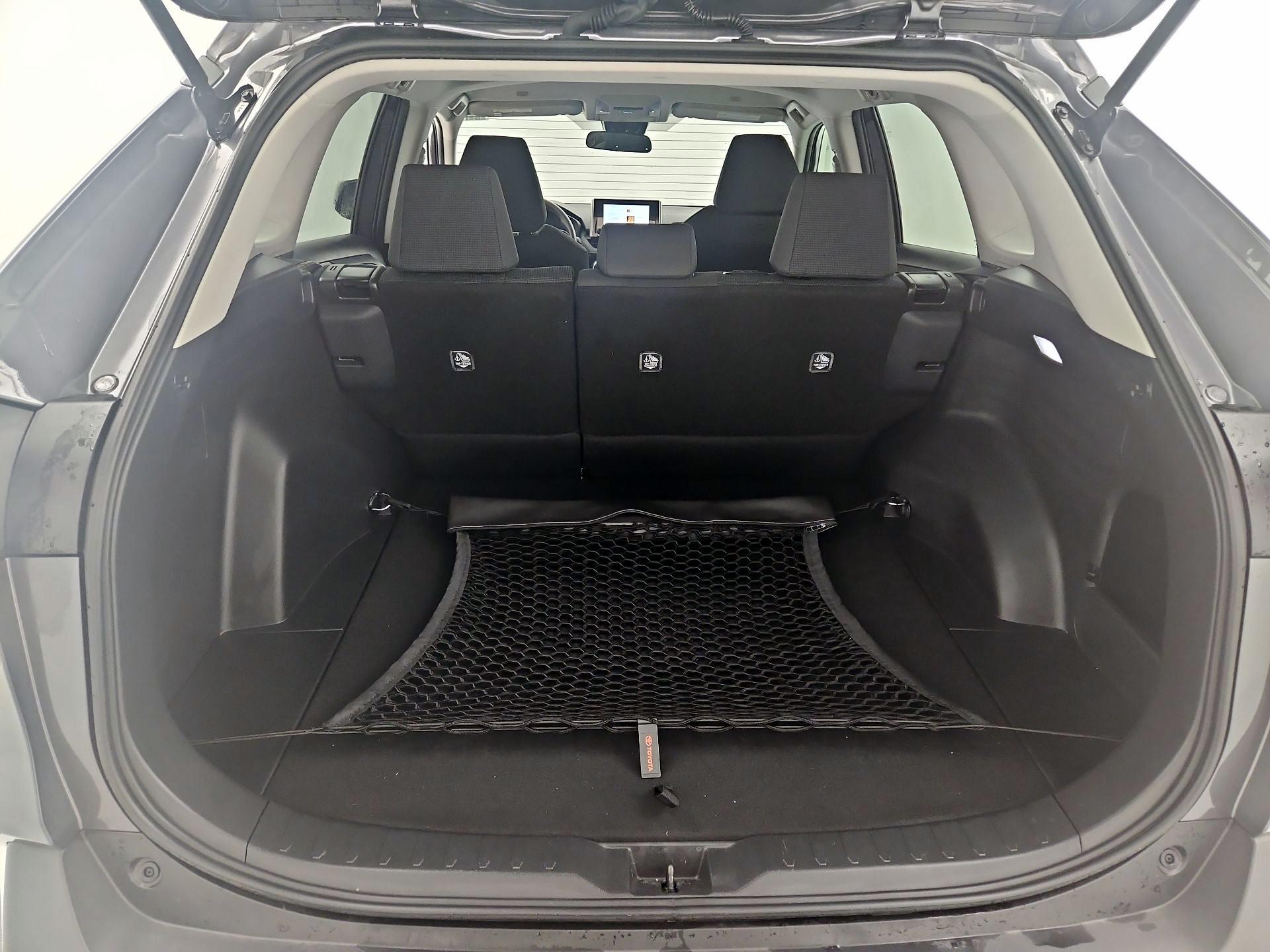 Thumbnail: 2025 Toyota RAV4 - 20