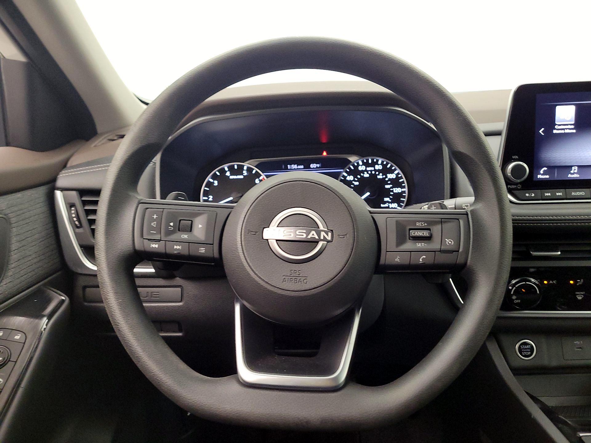 Thumbnail: 2023 Nissan Rogue - 10