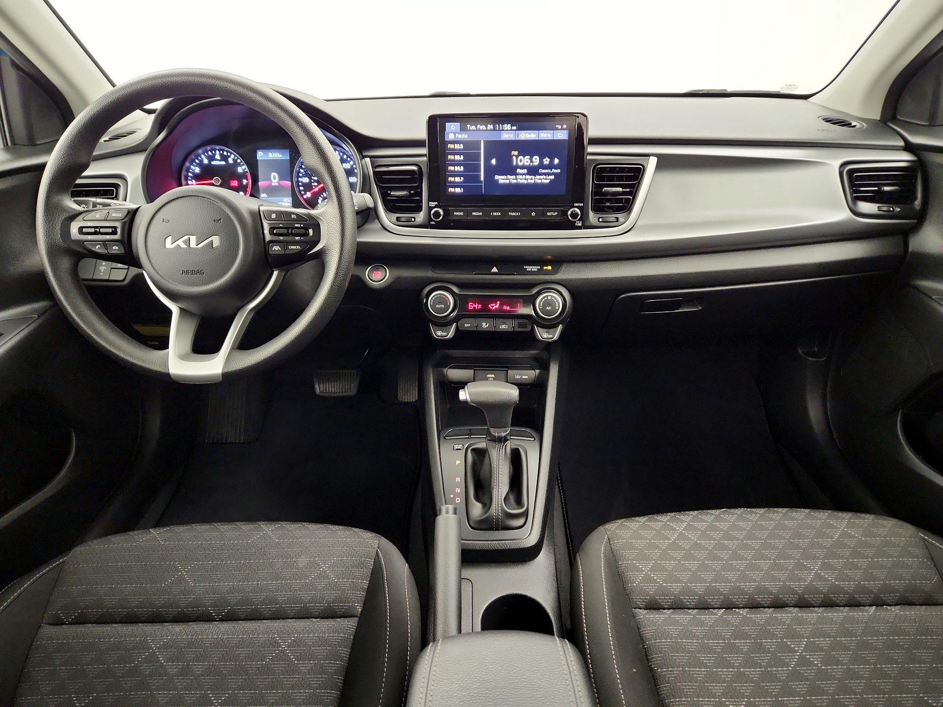 Thumbnail: 2023 Kia Rio - 9