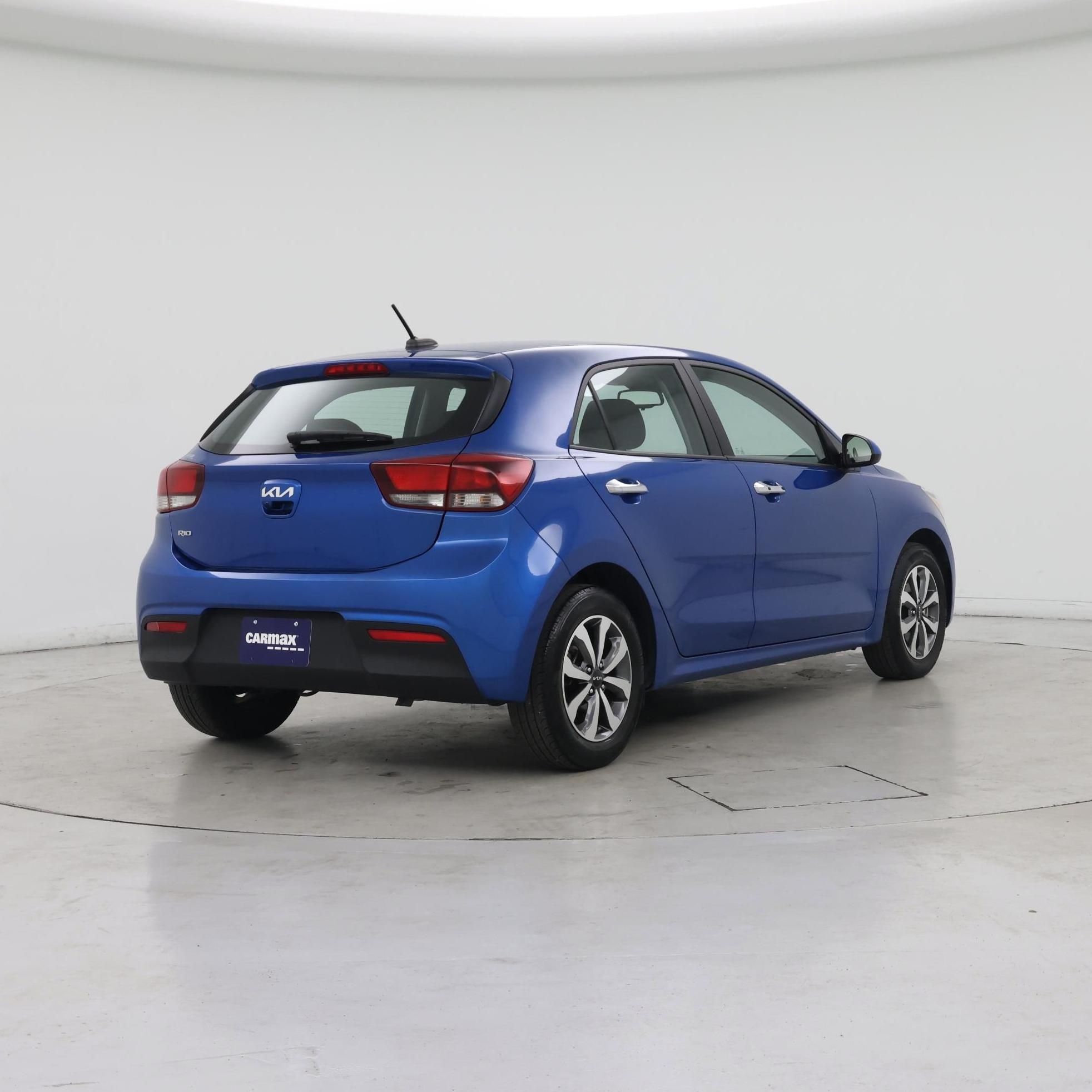 Thumbnail: 2023 Kia Rio - 8