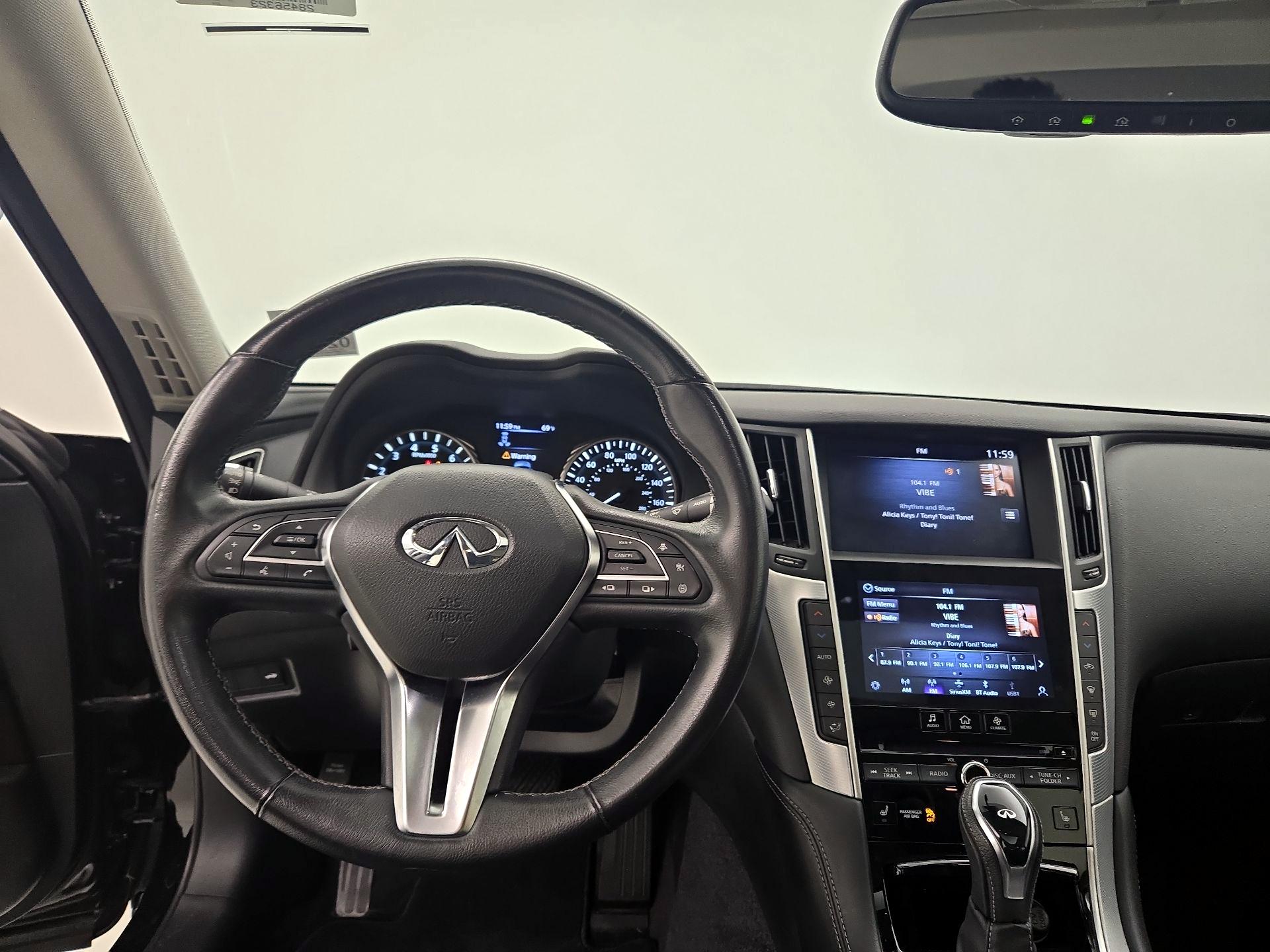 Thumbnail: 2023 INFINITI Q50 - 10