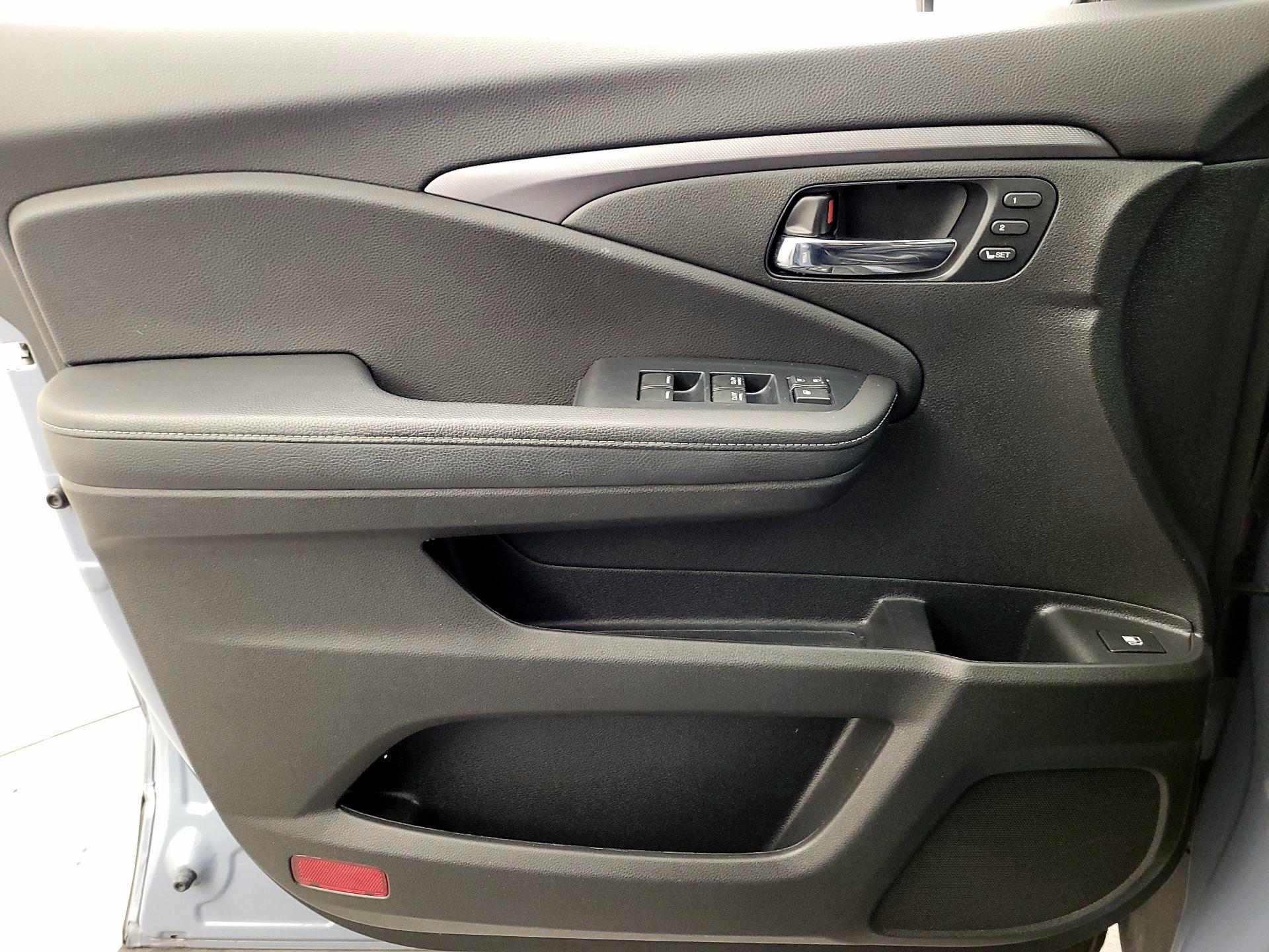 Thumbnail: 2023 Honda Ridgeline - 12