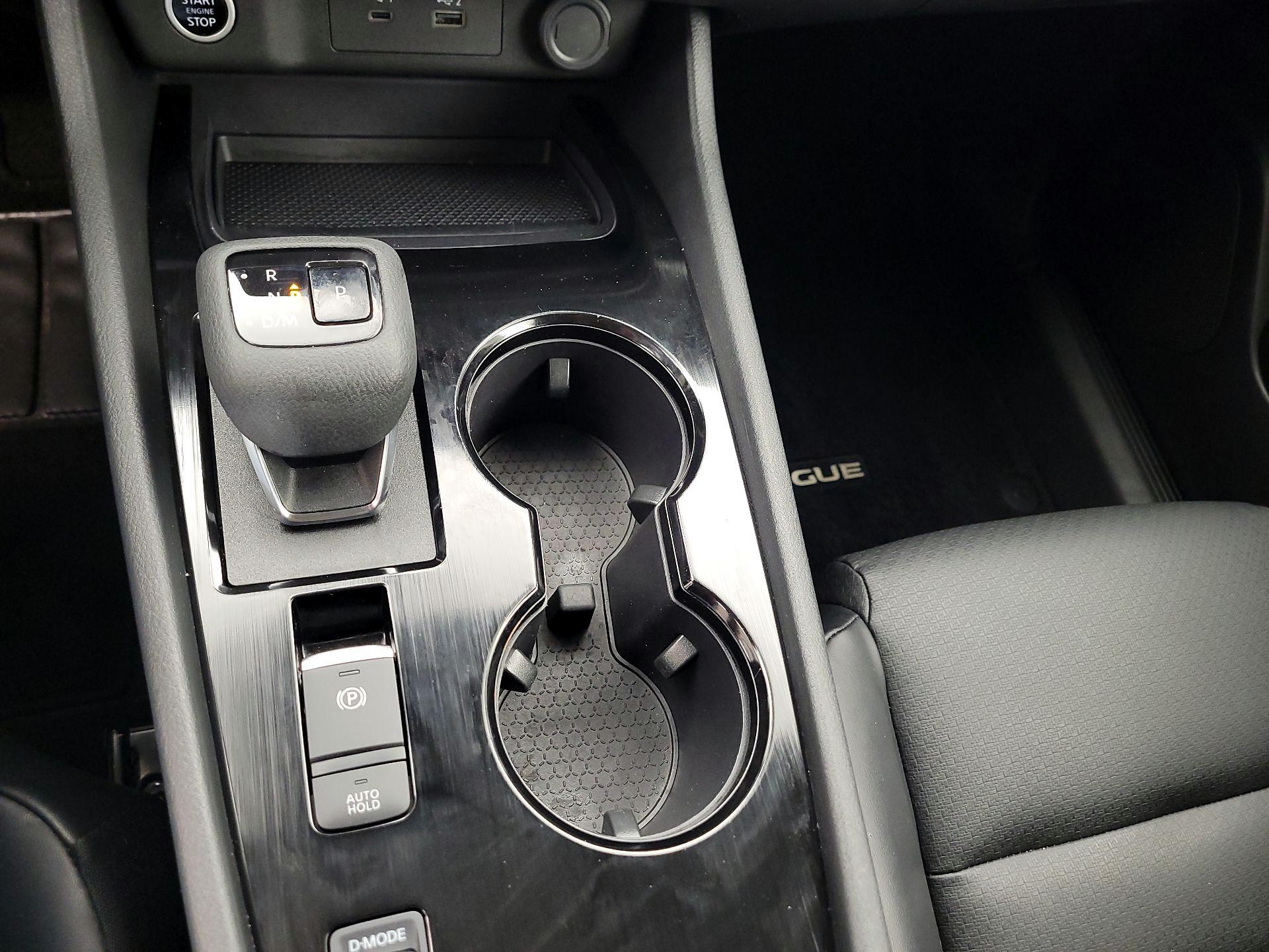 Thumbnail: 2023 Nissan Rogue - 17