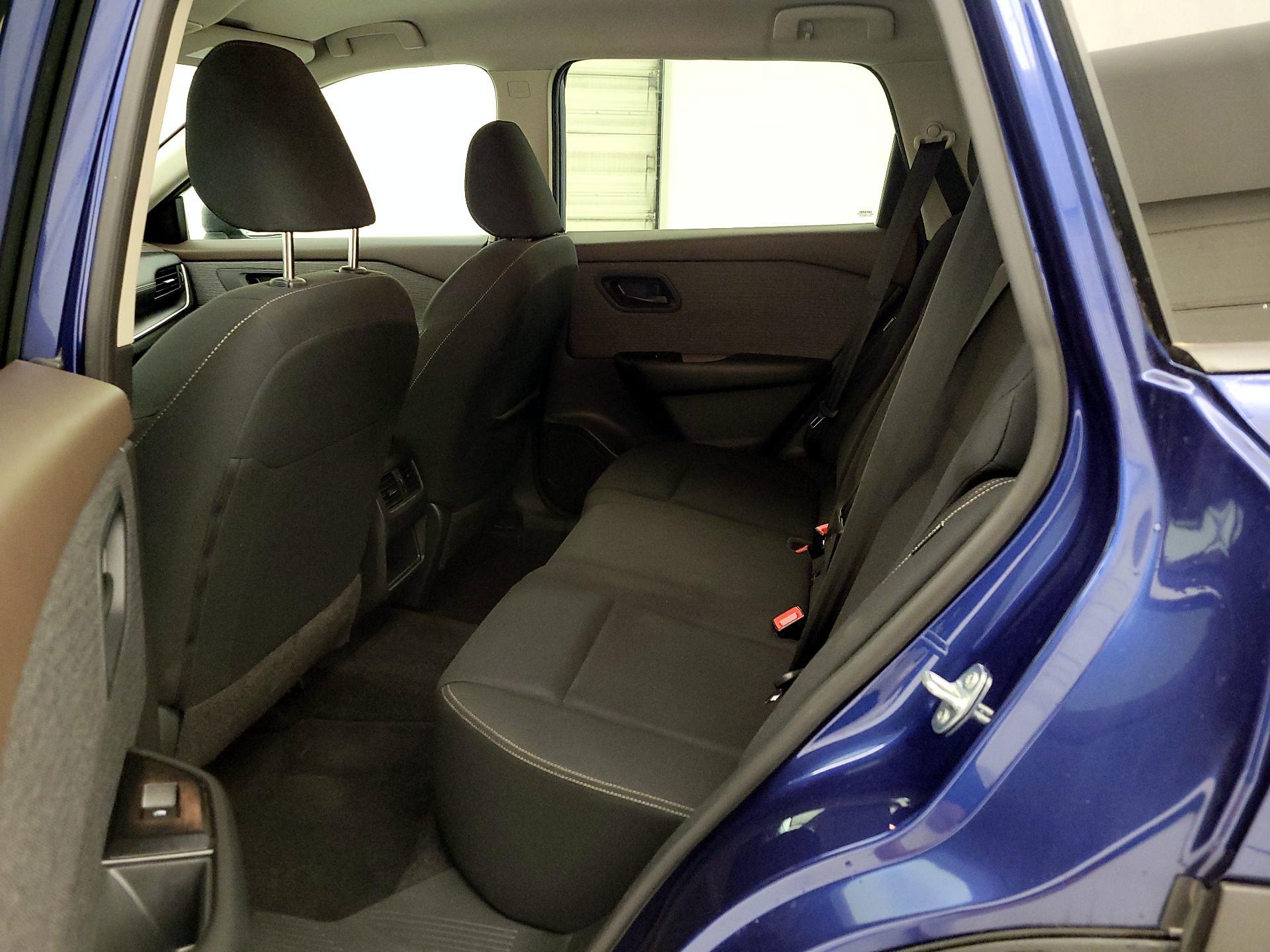 Thumbnail: 2023 Nissan Rogue - 19