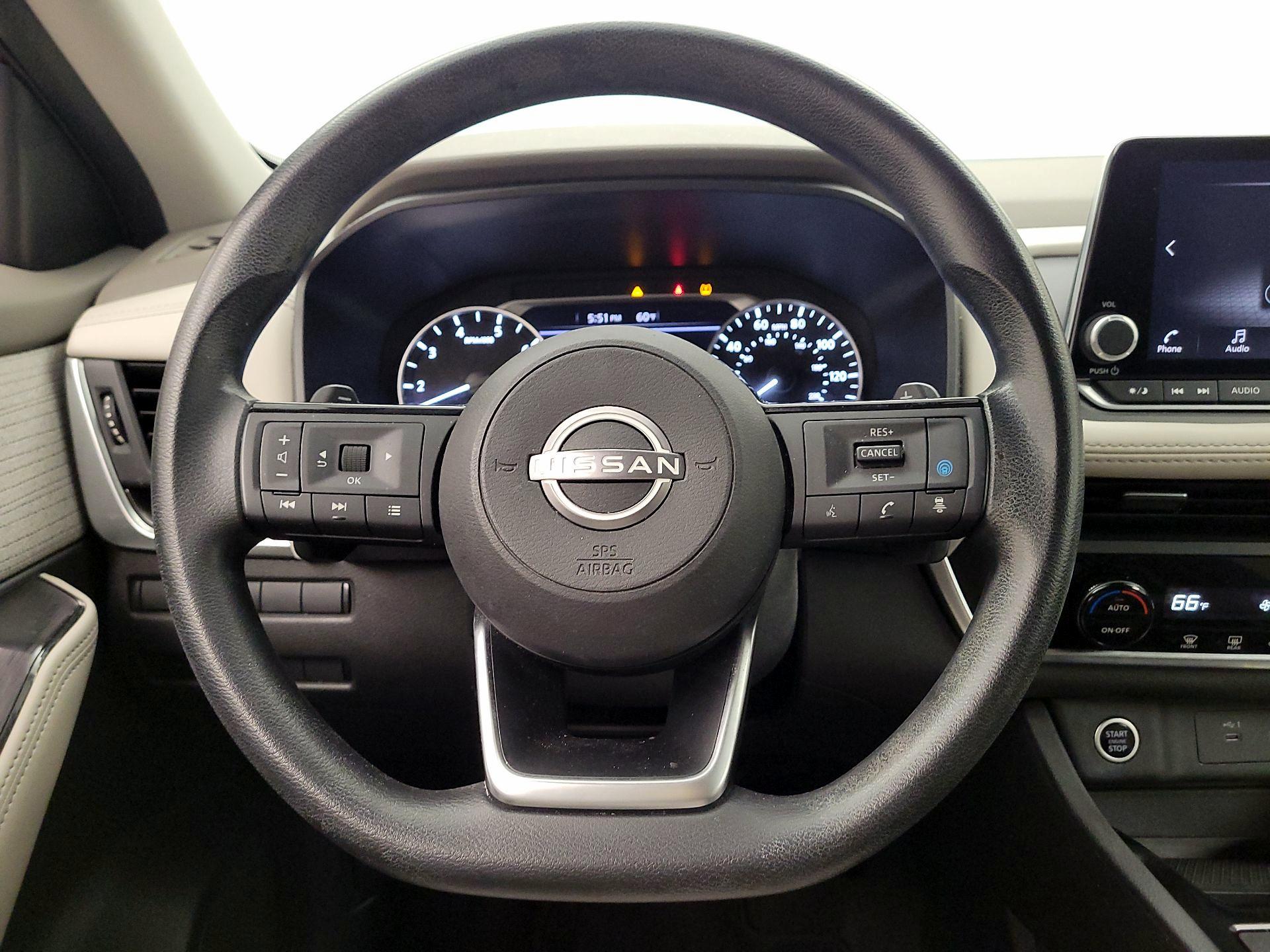 Thumbnail: 2023 Nissan Rogue - 10