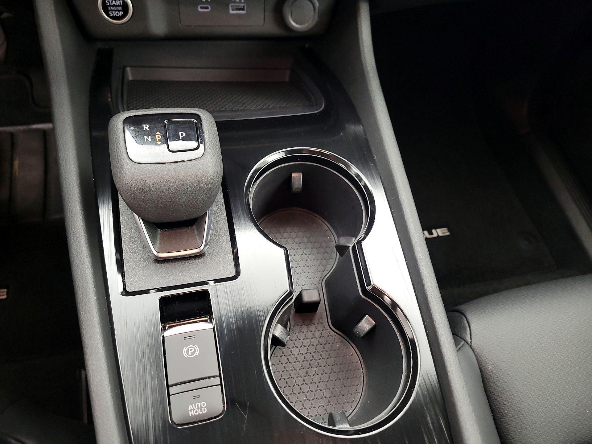 Thumbnail: 2023 Nissan Rogue - 17