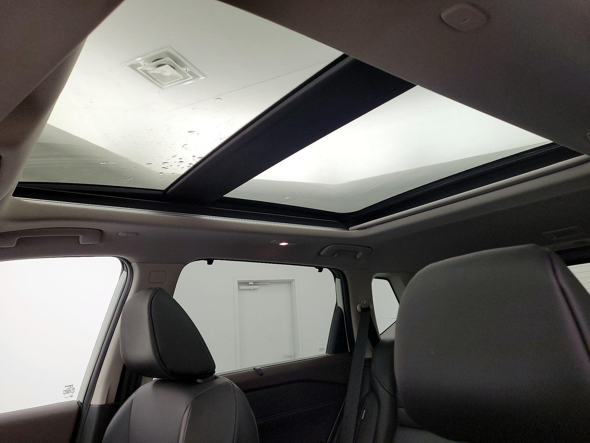 Thumbnail: 2023 Nissan Rogue - 18