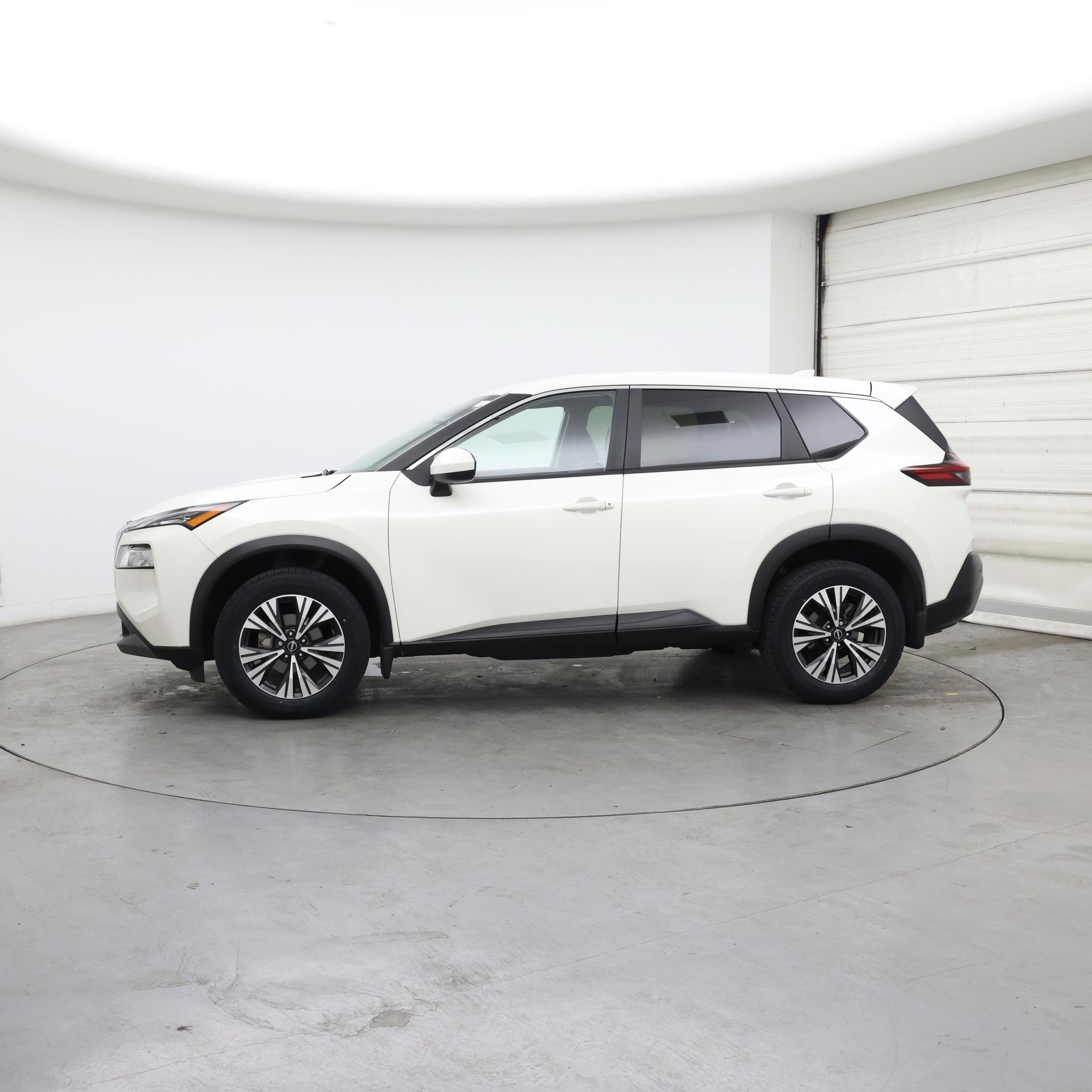 Thumbnail: 2023 Nissan Rogue - 3