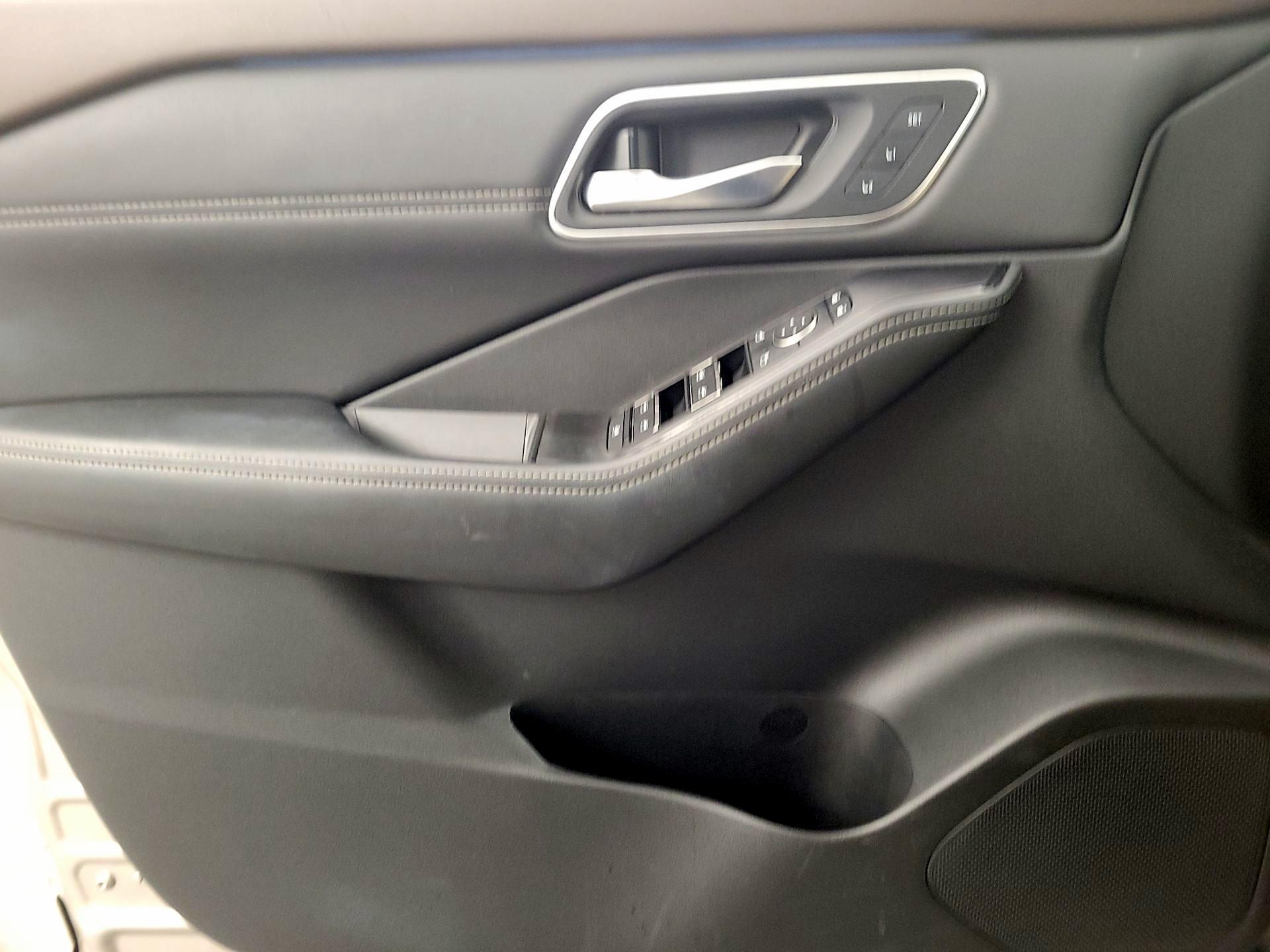 Thumbnail: 2023 Nissan Rogue - 12