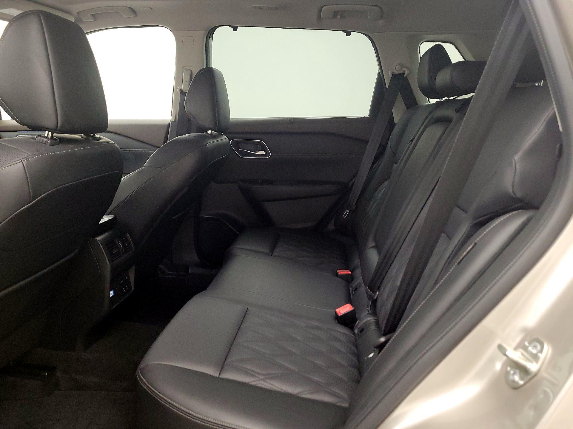 Thumbnail: 2023 Nissan Rogue - 19