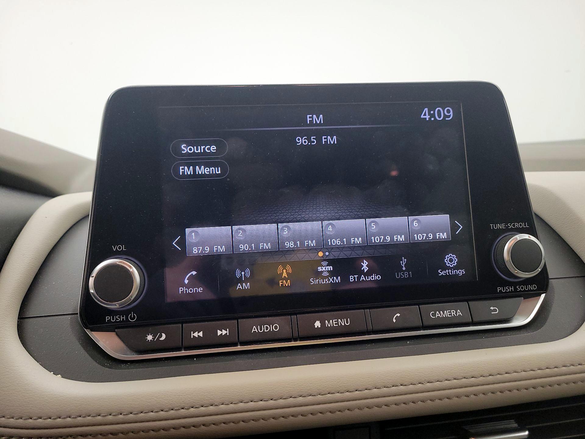 Thumbnail: 2023 Nissan Rogue - 15