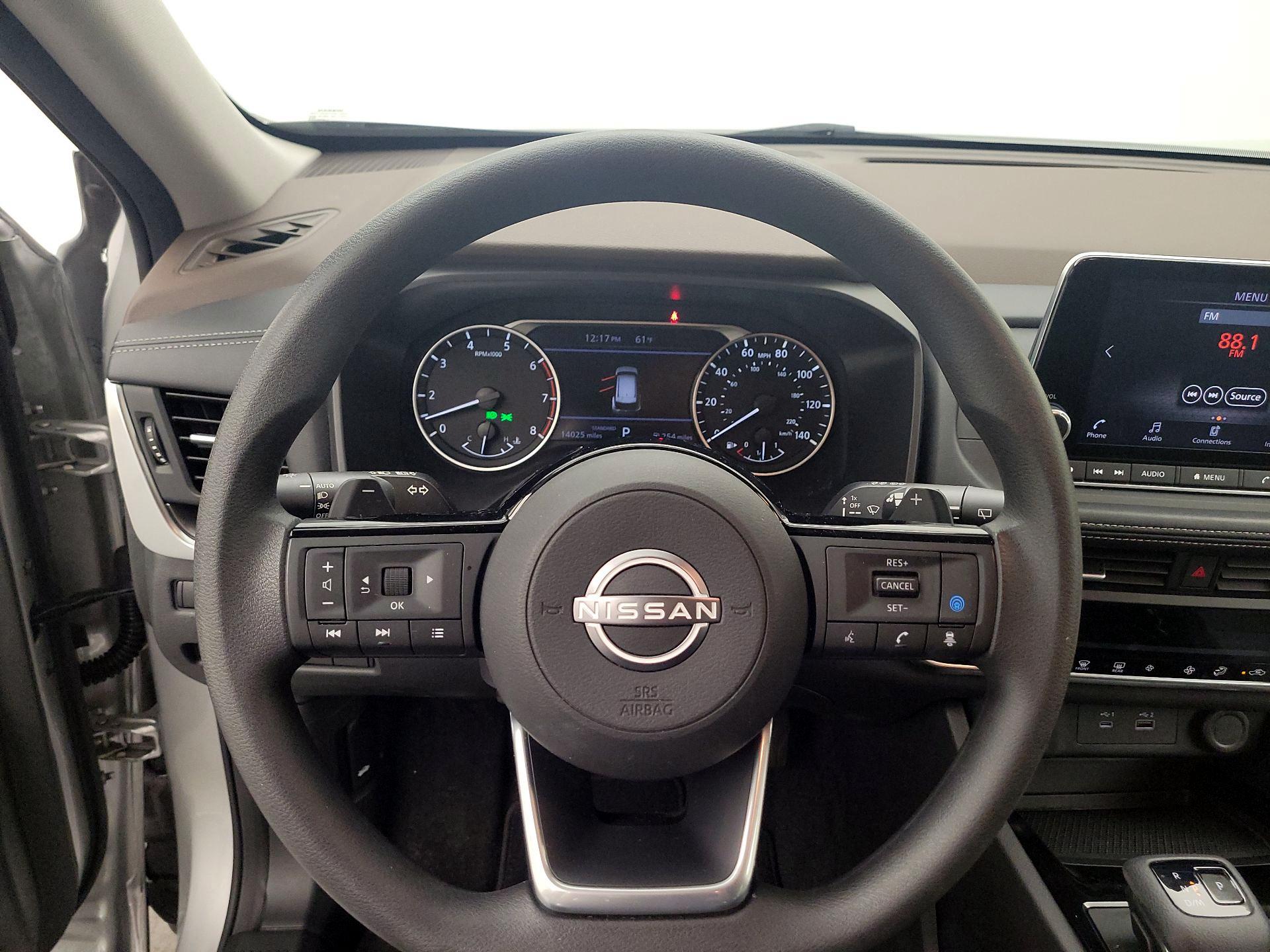 Thumbnail: 2023 Nissan Rogue - 10