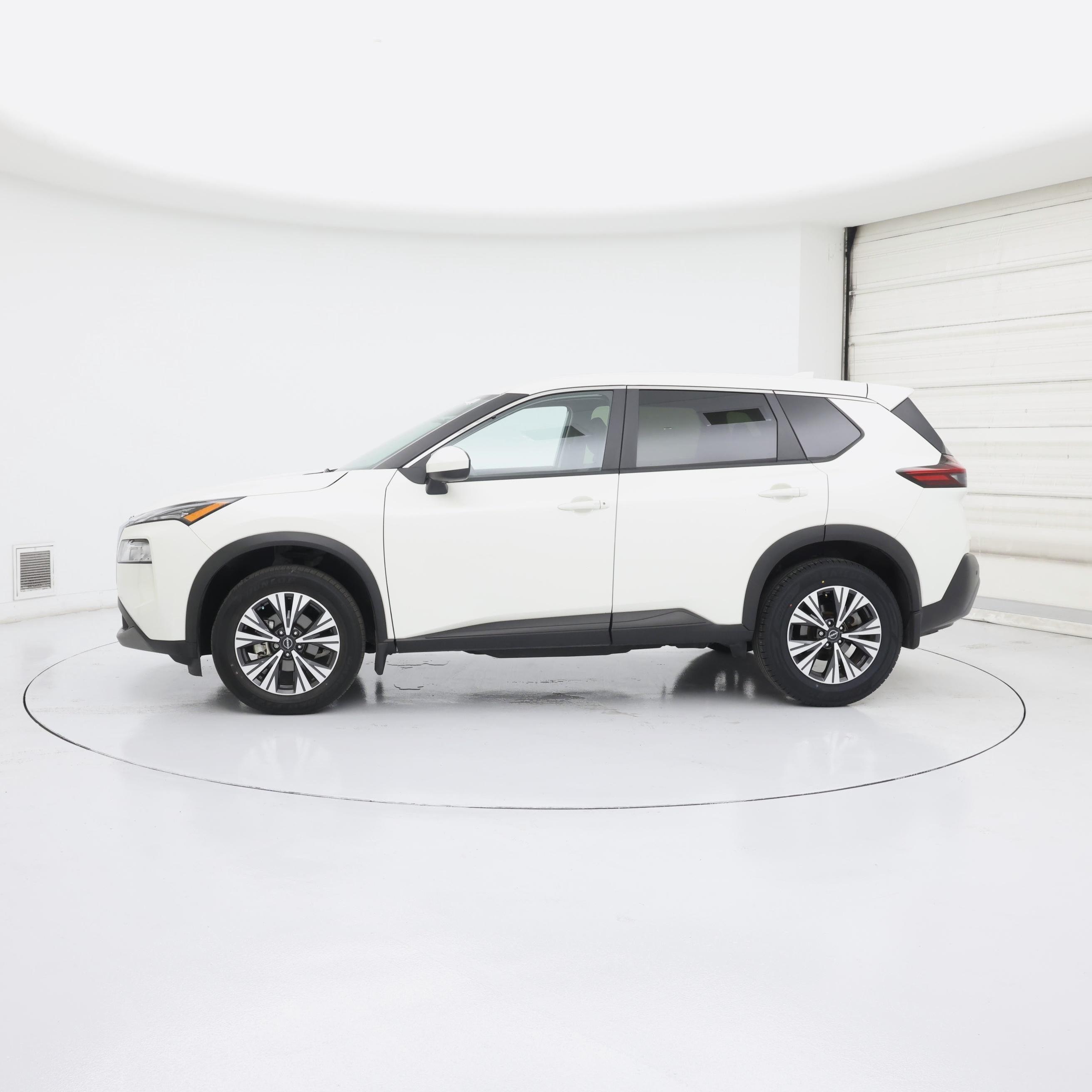 Thumbnail: 2023 Nissan Rogue - 3
