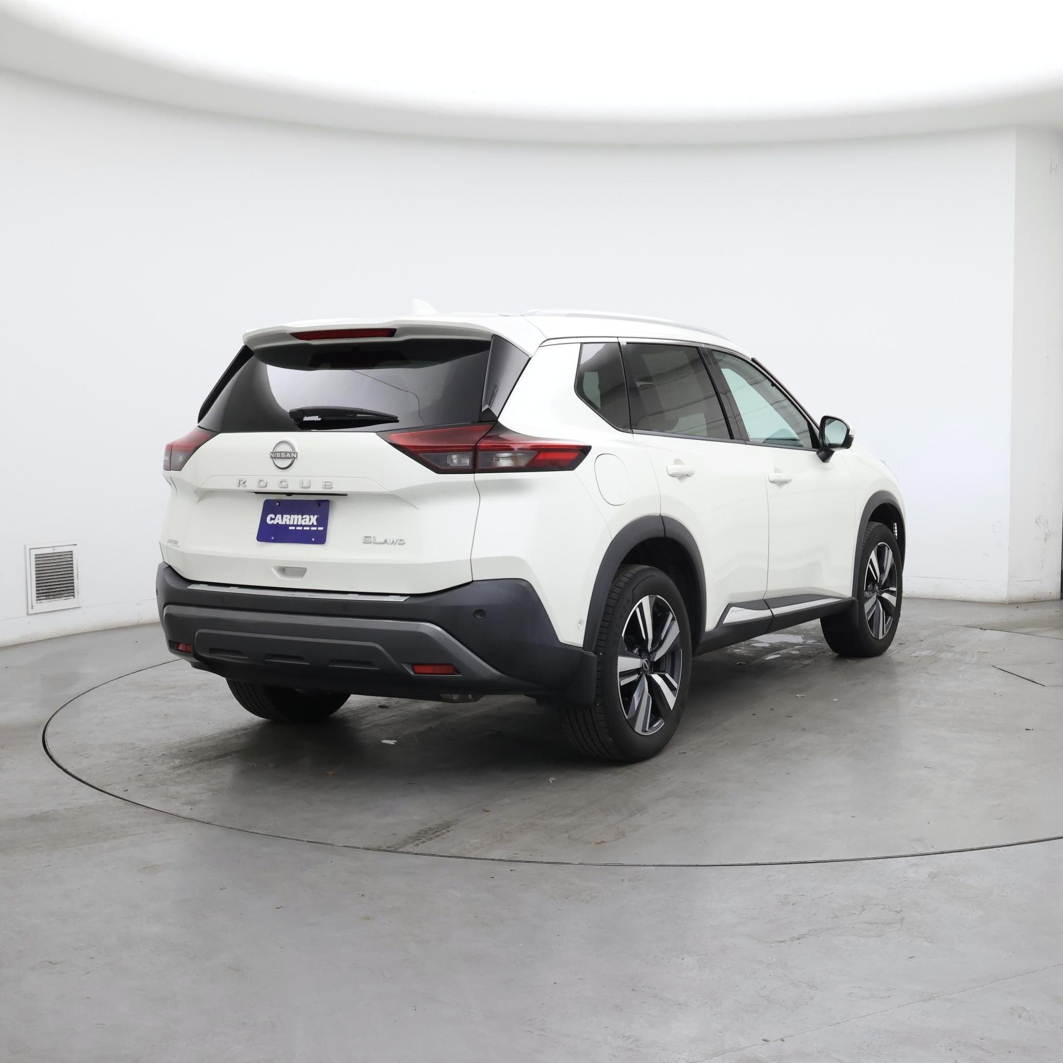 Thumbnail: 2023 Nissan Rogue - 8