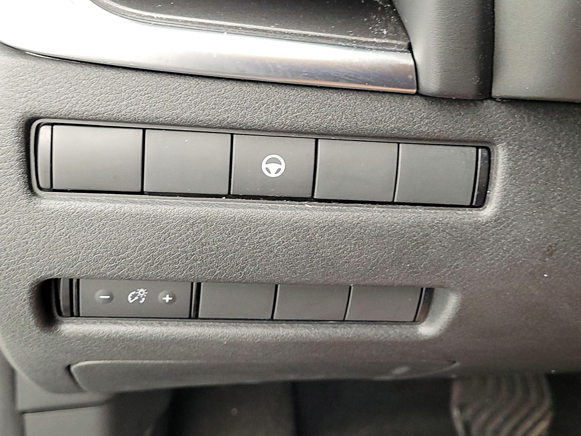 Thumbnail: 2023 Nissan Rogue - 13