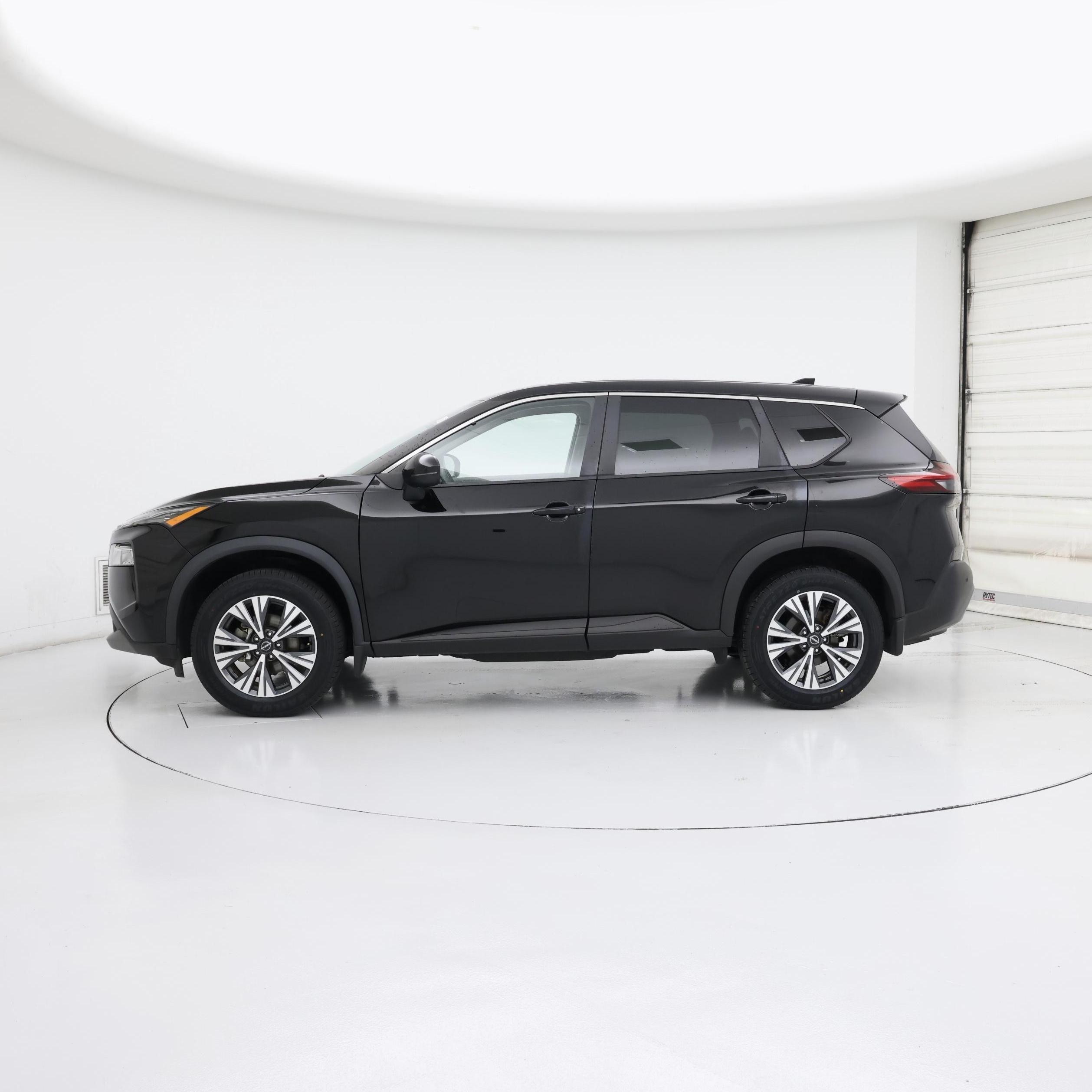Thumbnail: 2023 Nissan Rogue - 3
