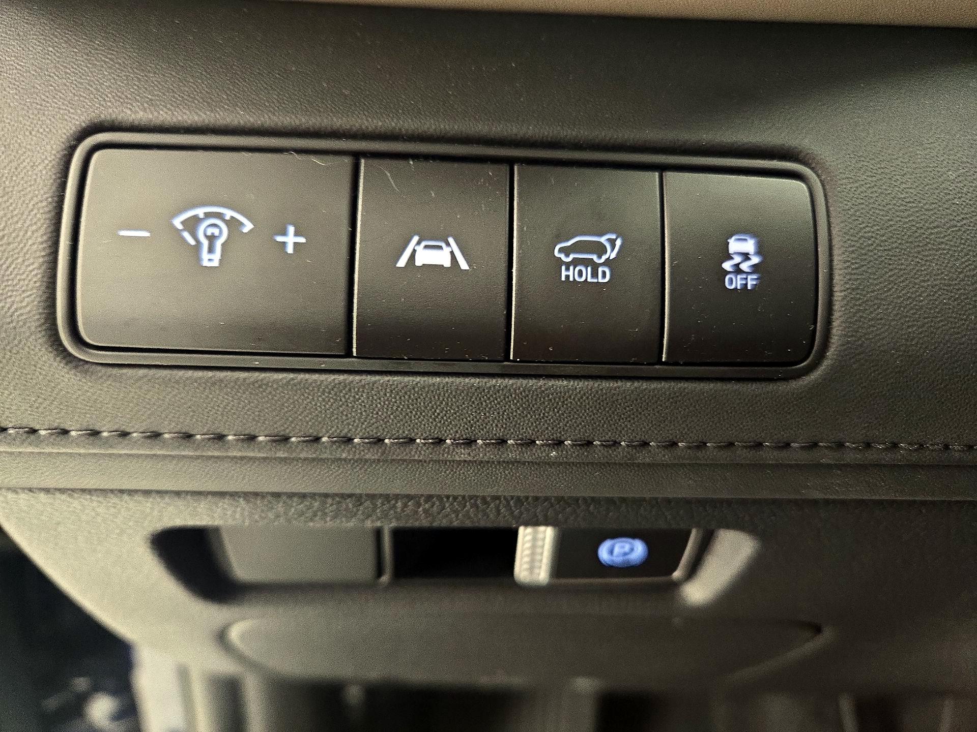 Thumbnail: 2023 Hyundai Santa Fe - 13