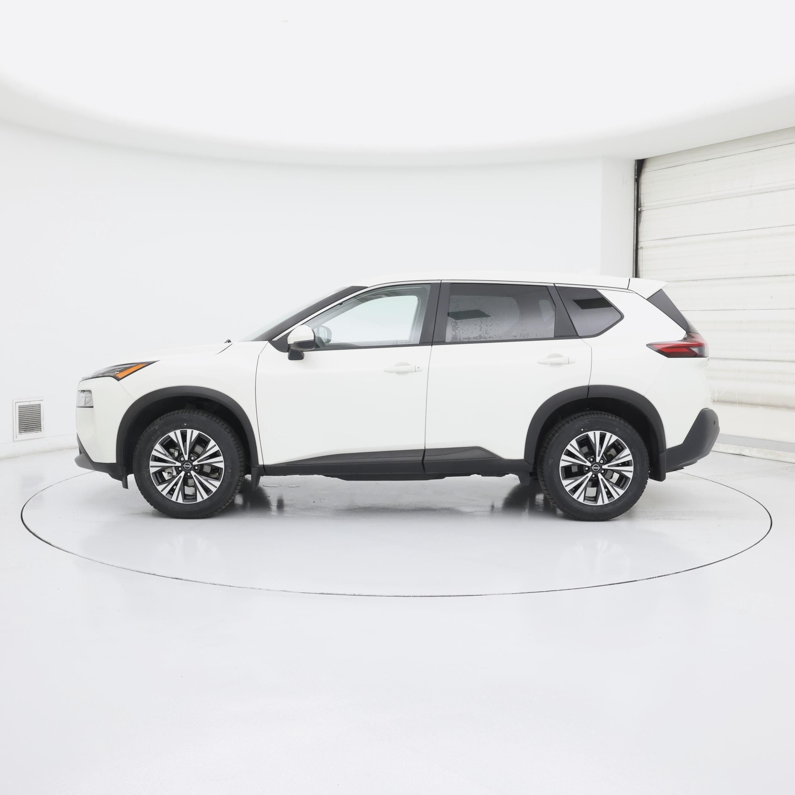 Thumbnail: 2023 Nissan Rogue - 3