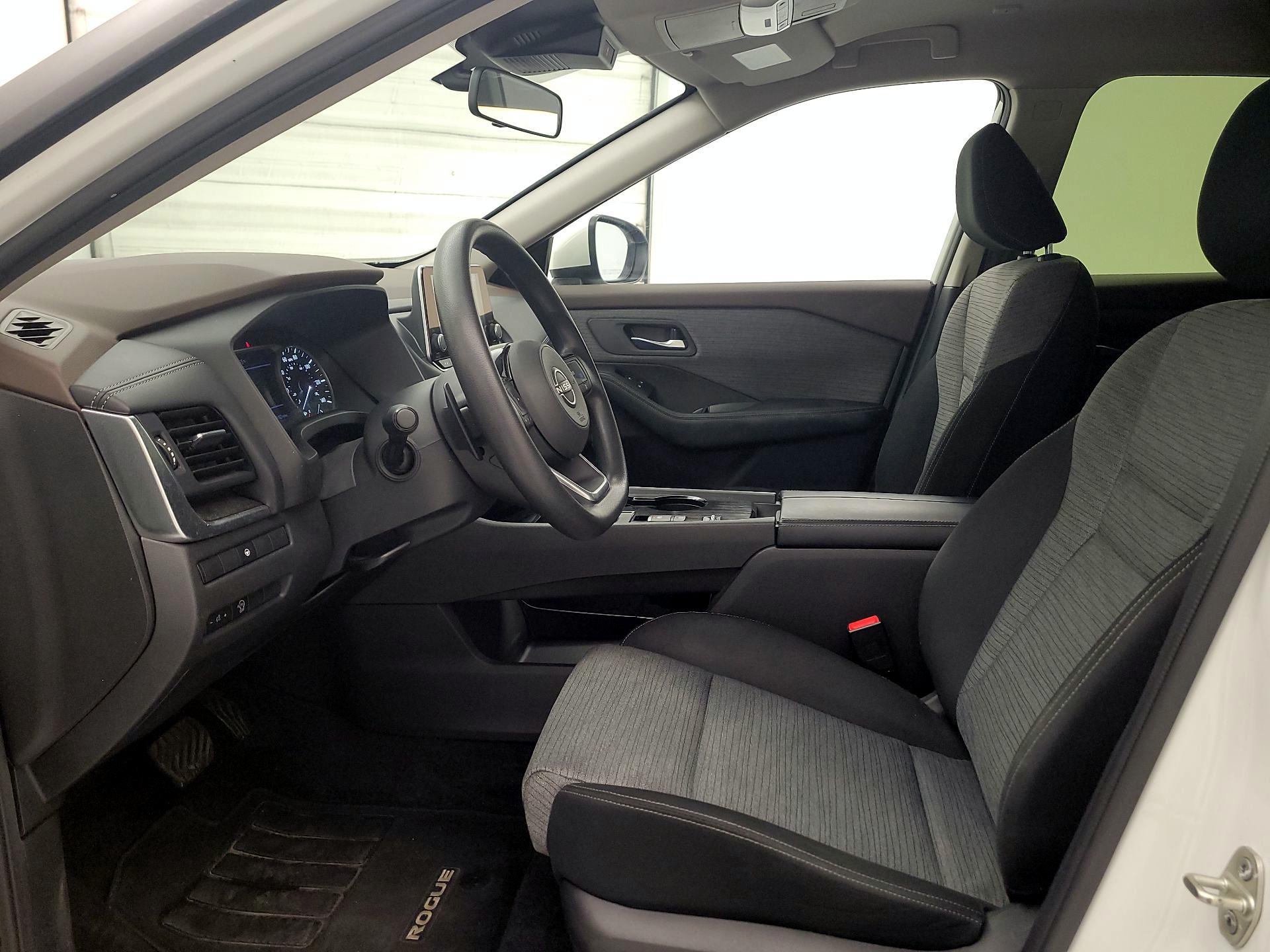 Thumbnail: 2023 Nissan Rogue - 11