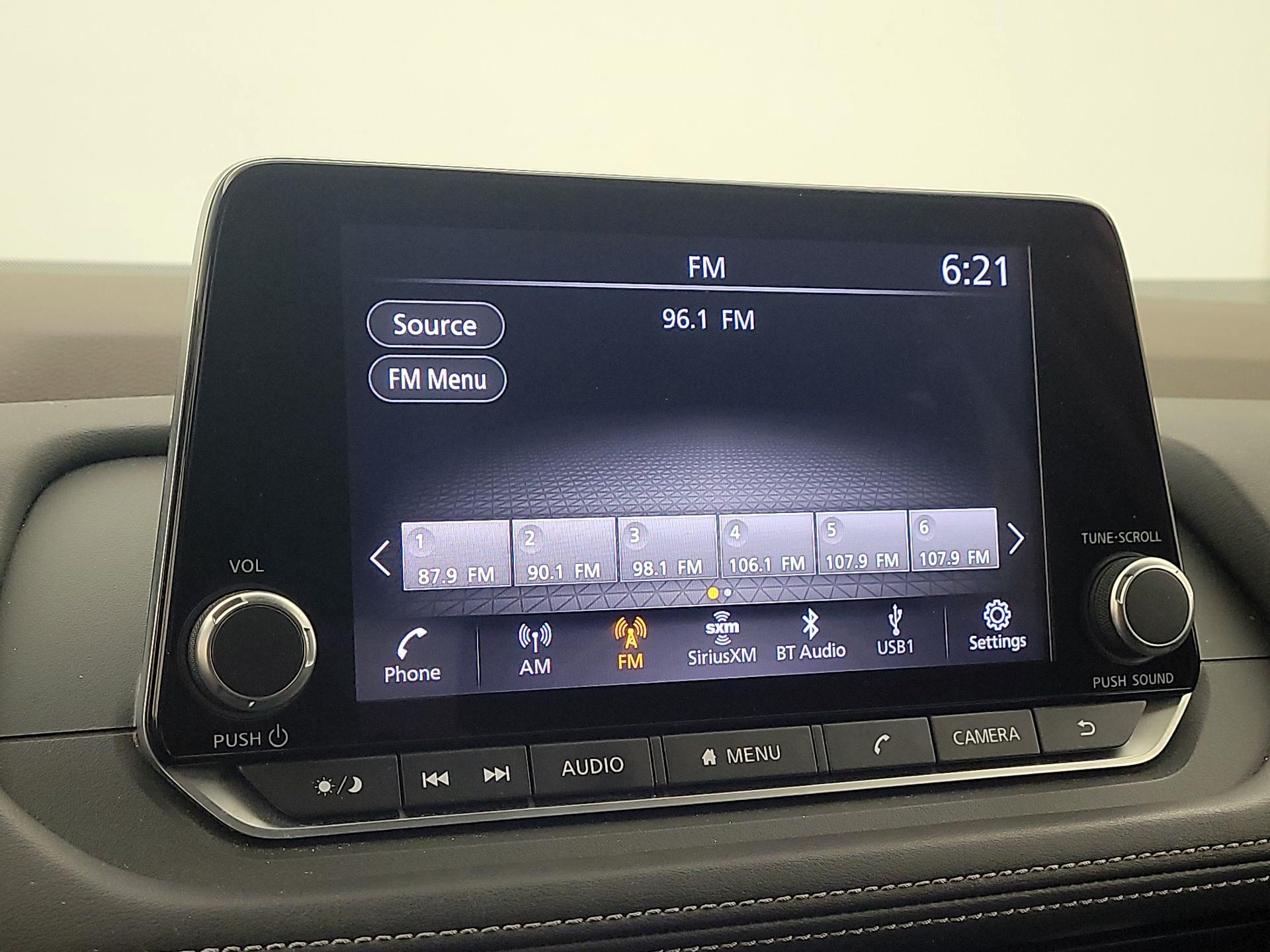 Thumbnail: 2023 Nissan Rogue - 15