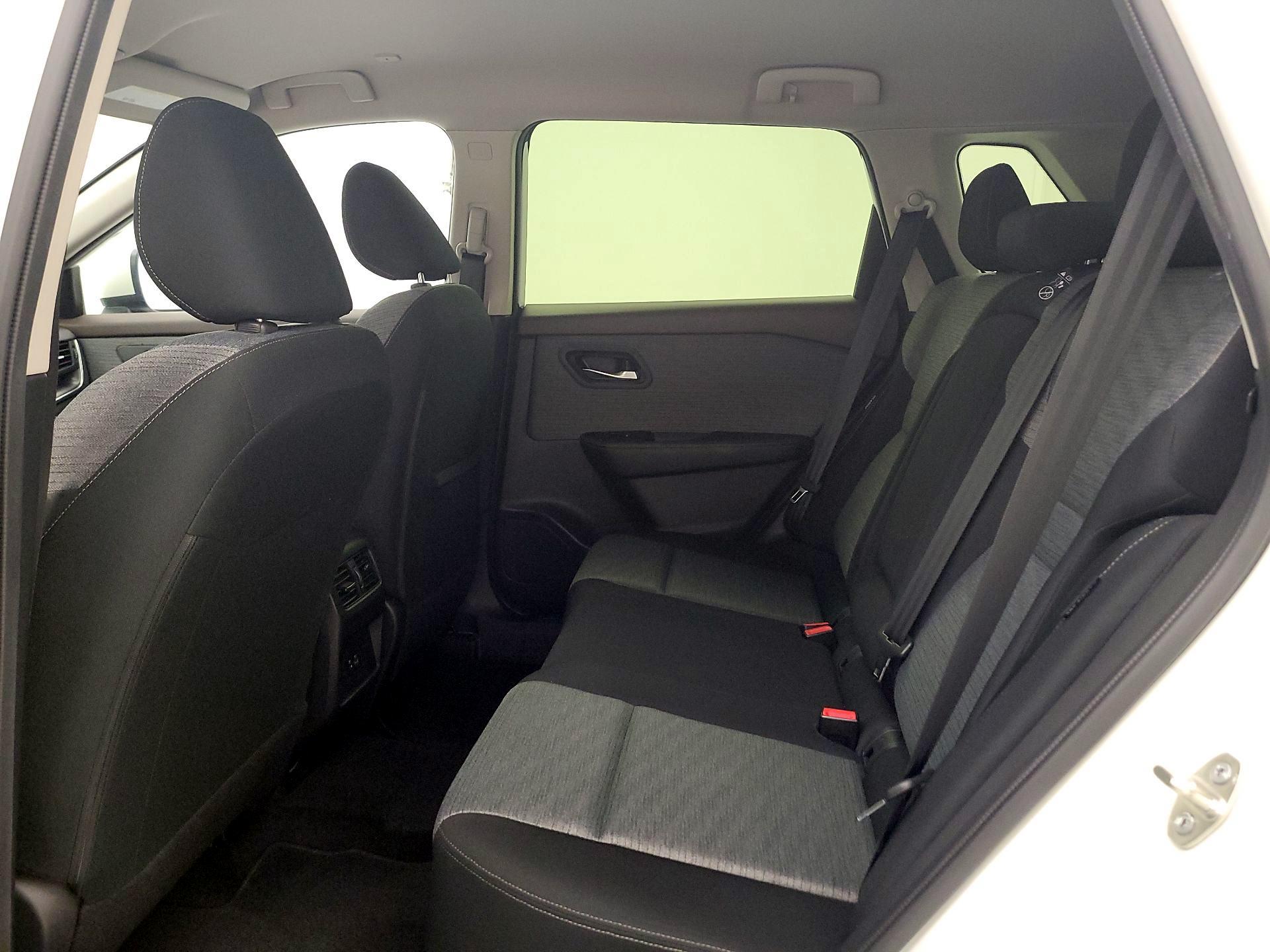 Thumbnail: 2023 Nissan Rogue - 19