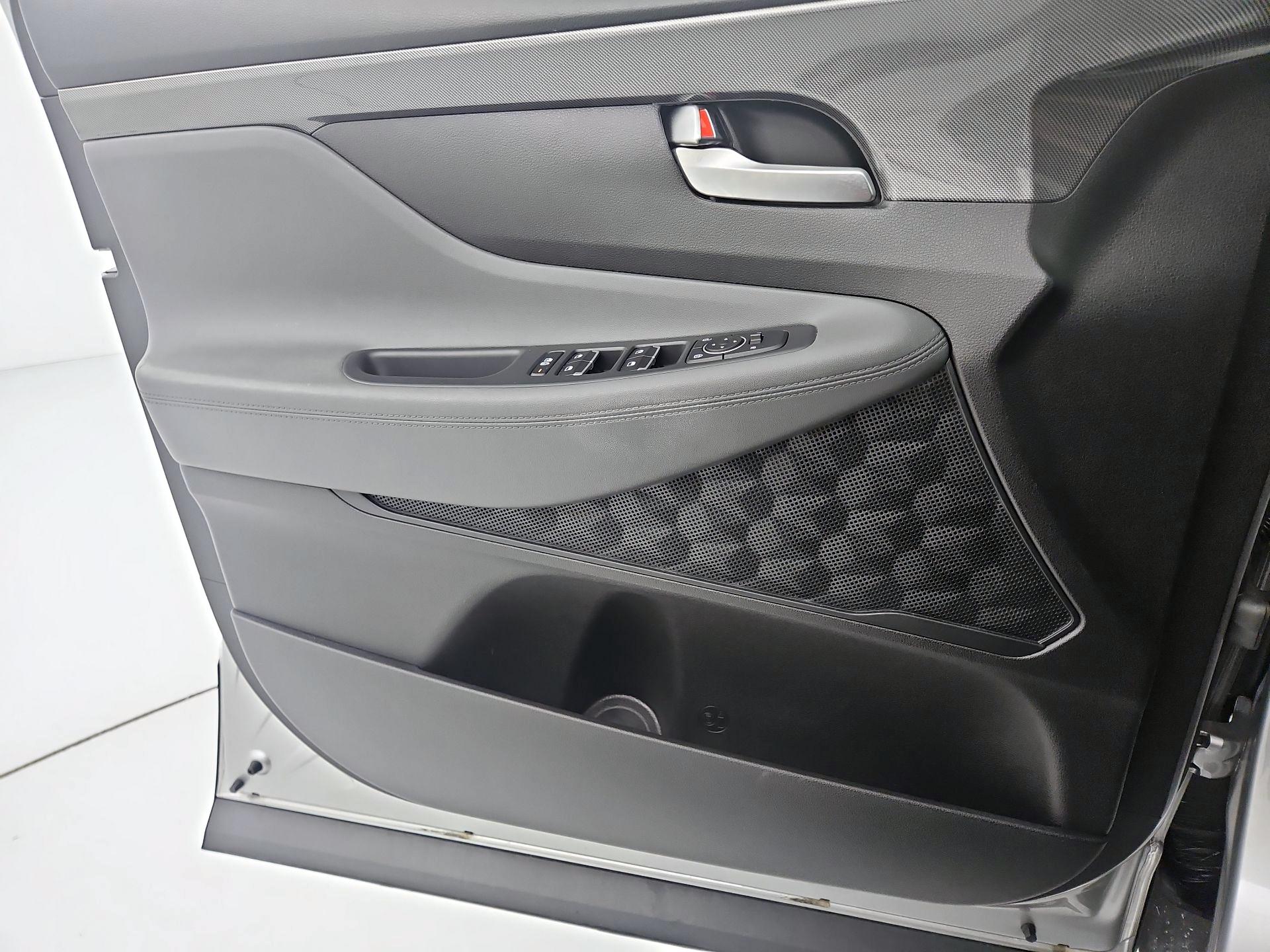 Thumbnail: 2023 Hyundai Santa Fe - 12