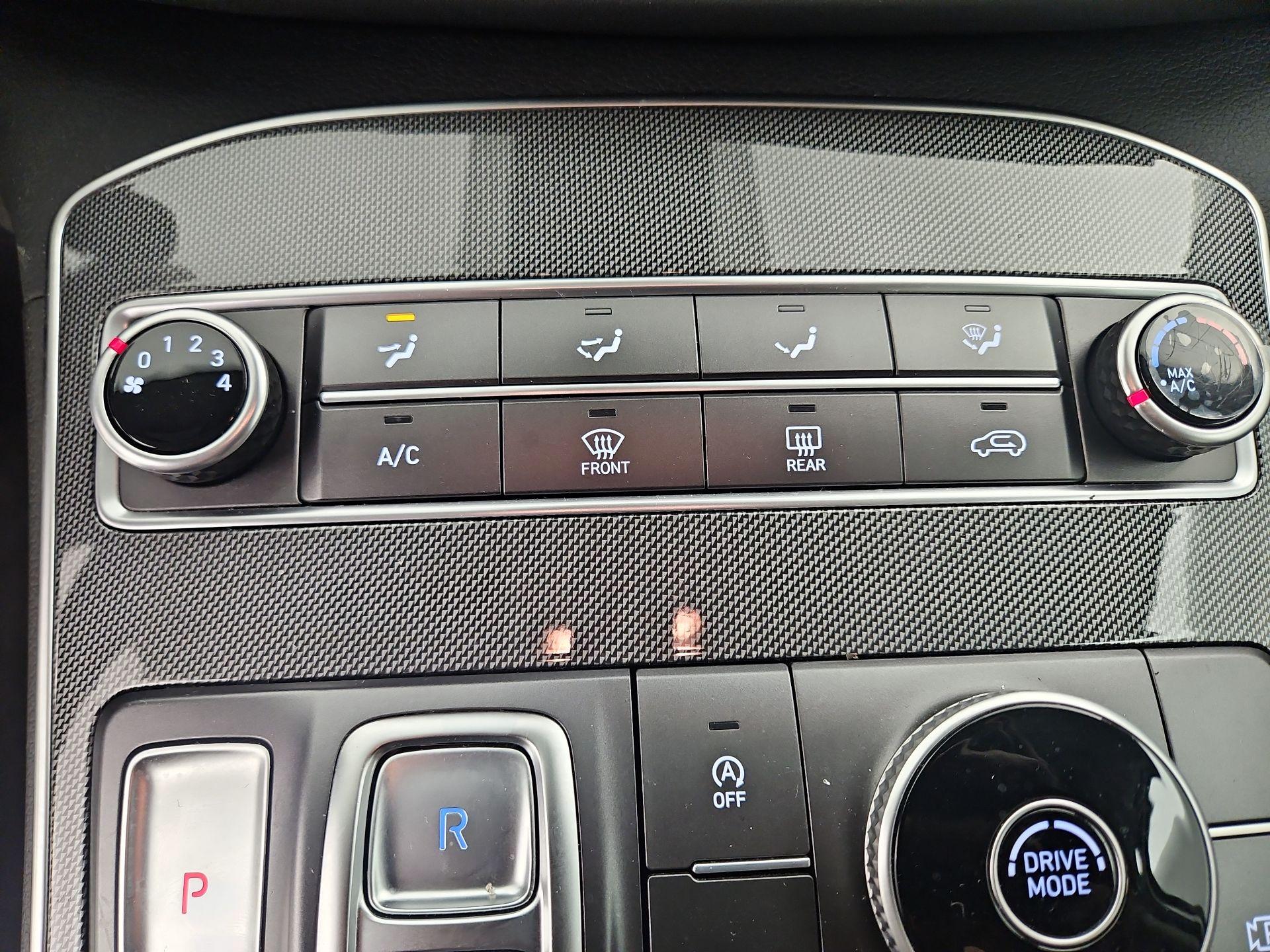 Thumbnail: 2023 Hyundai Santa Fe - 16