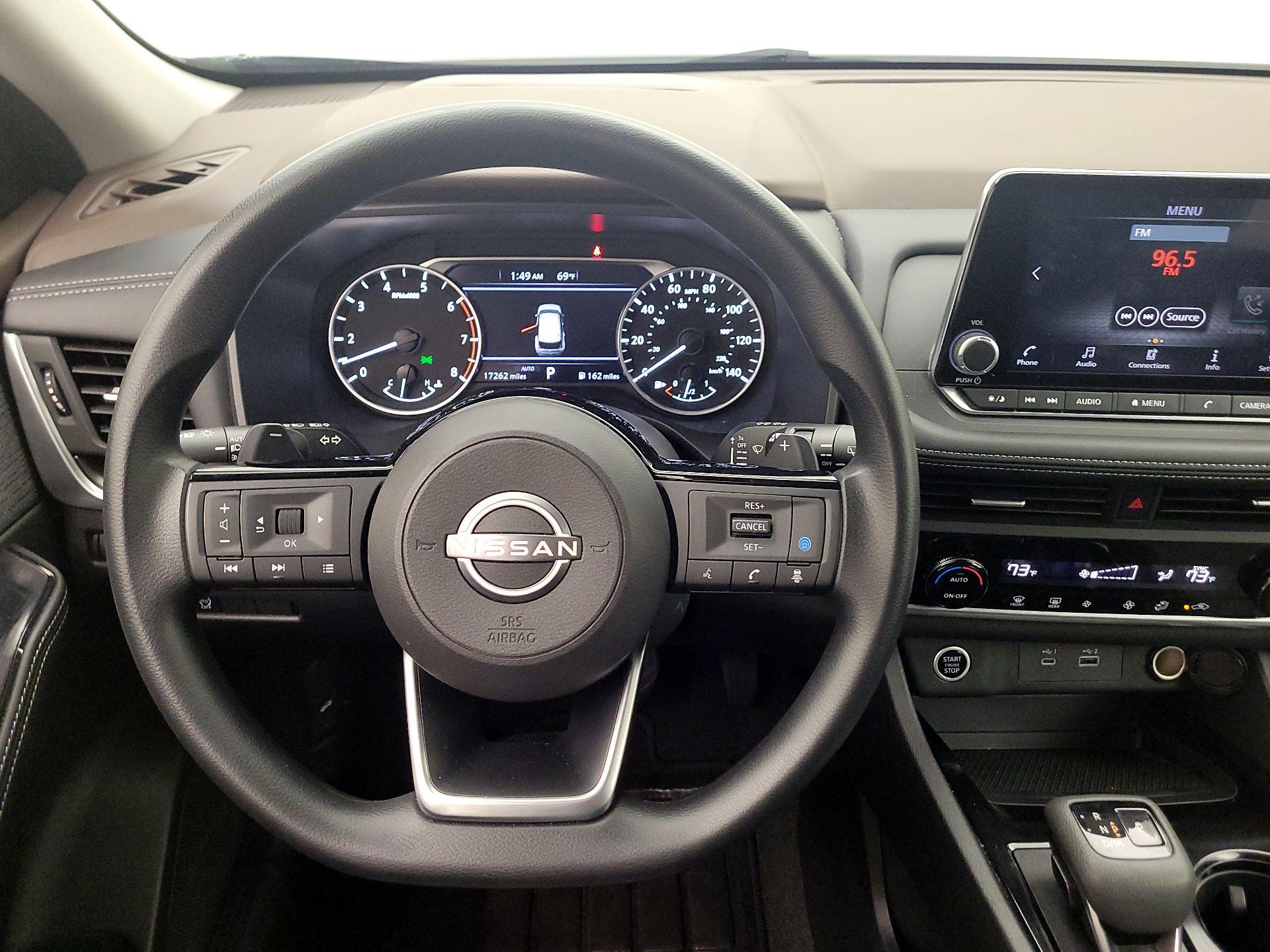 Thumbnail: 2023 Nissan Rogue - 10