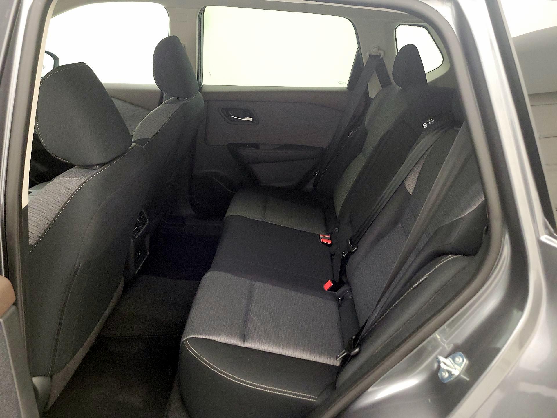 Thumbnail: 2023 Nissan Rogue - 19