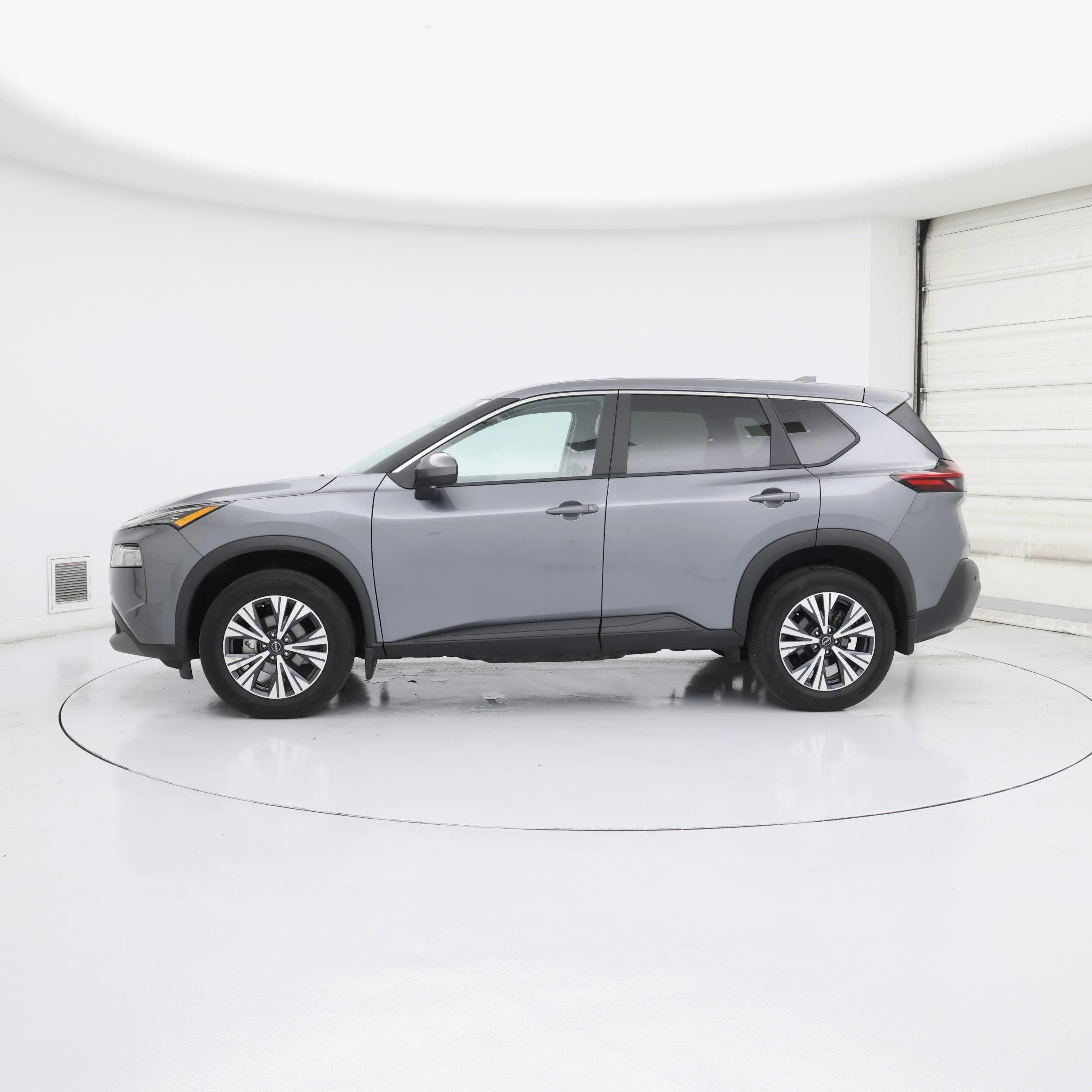 Thumbnail: 2023 Nissan Rogue - 3