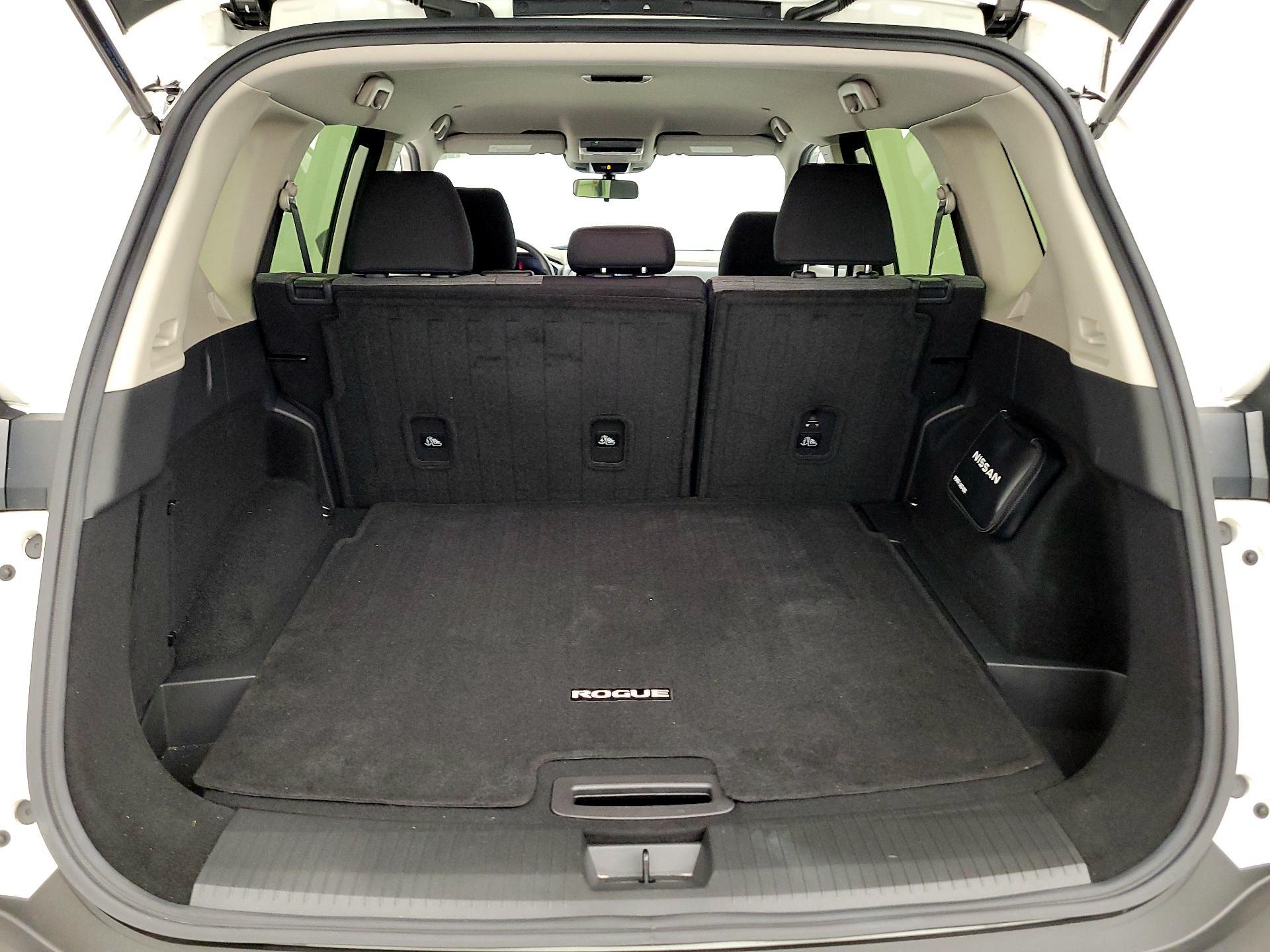 Thumbnail: 2023 Nissan Rogue - 20