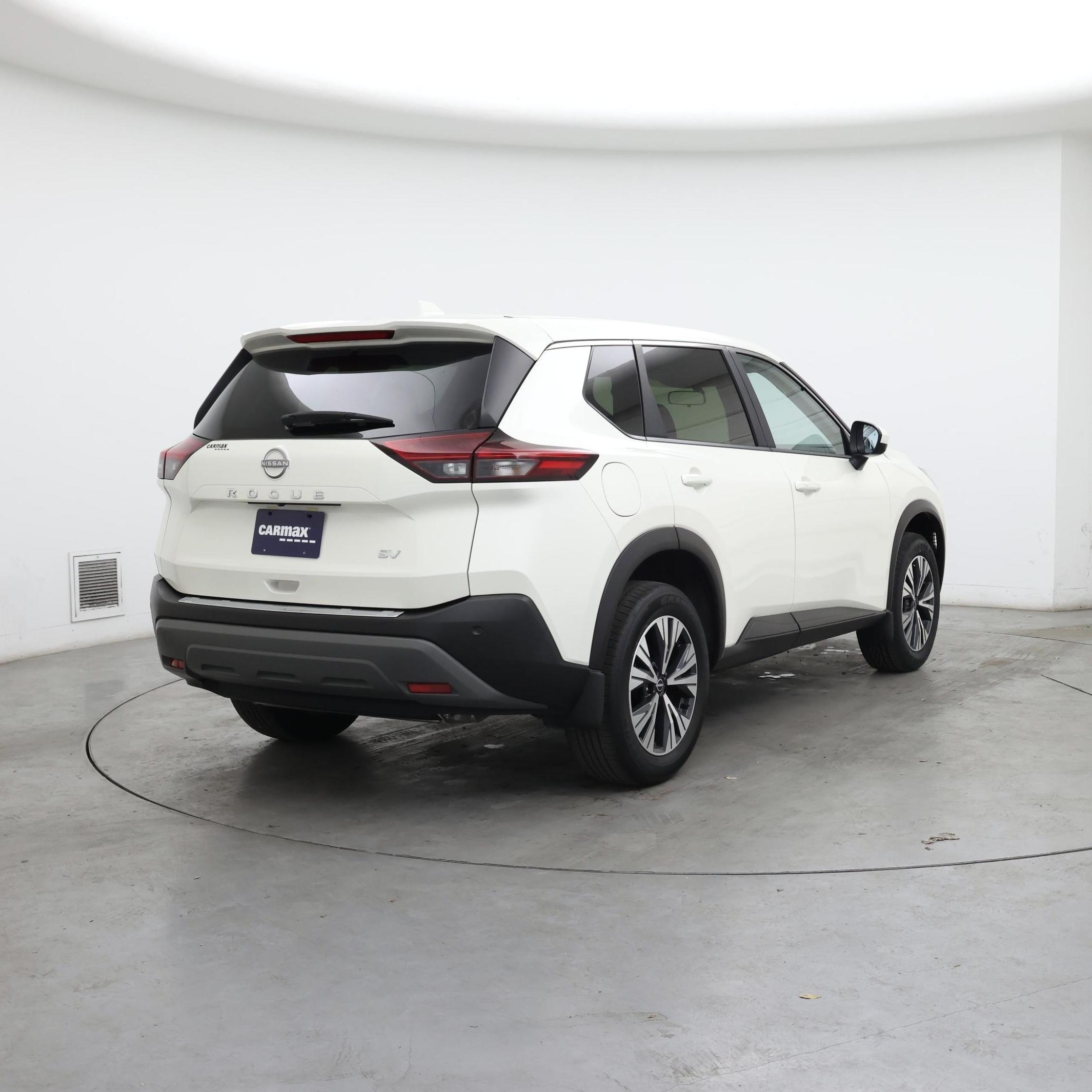 Thumbnail: 2023 Nissan Rogue - 8