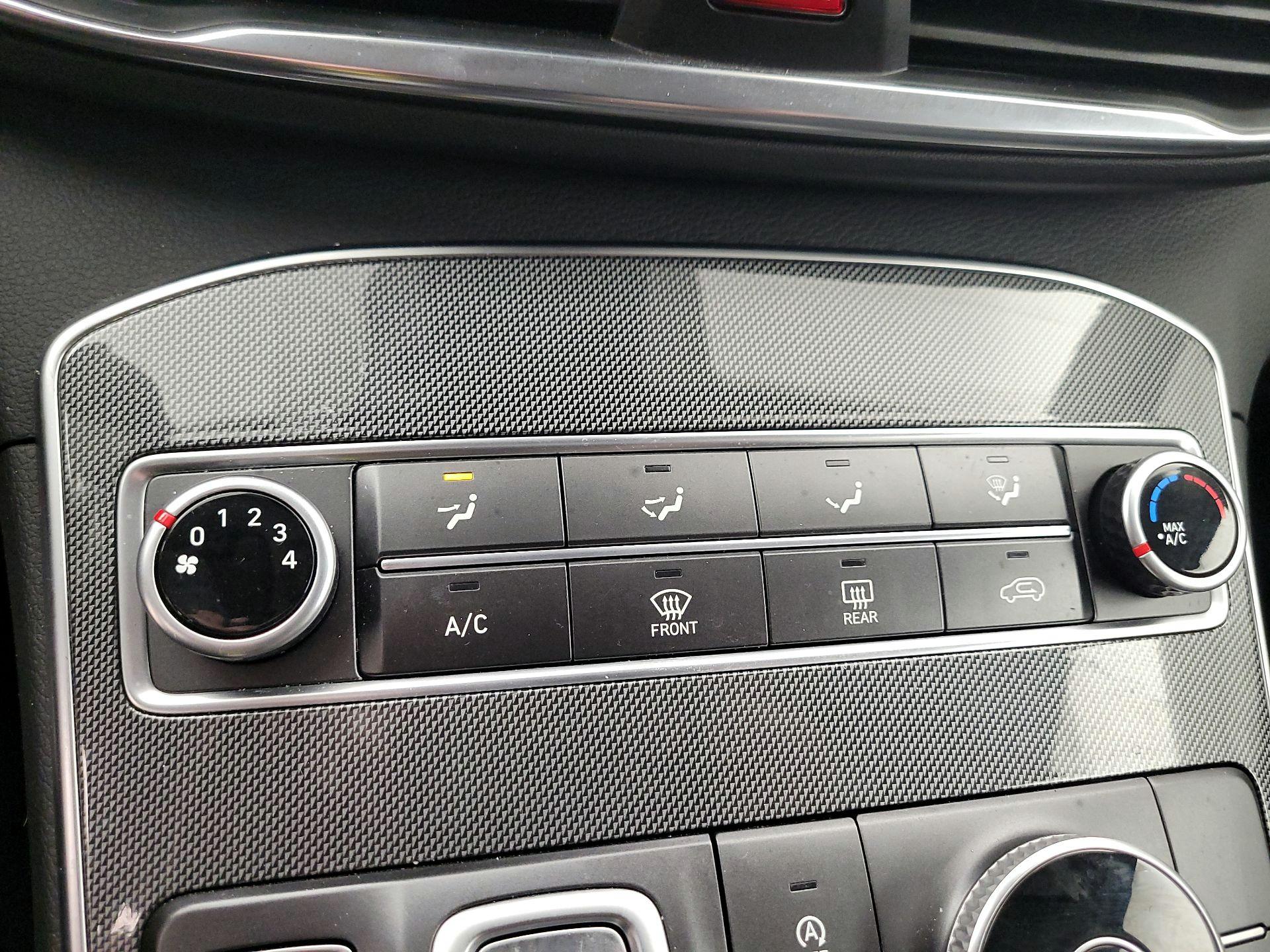 Thumbnail: 2022 Hyundai Santa Fe - 16