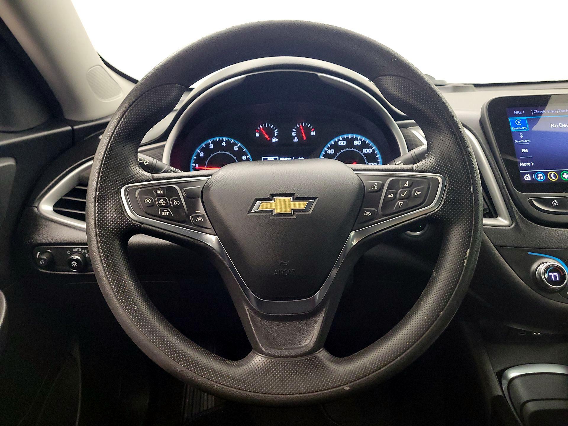 Thumbnail: 2023 Chevrolet Malibu - 10