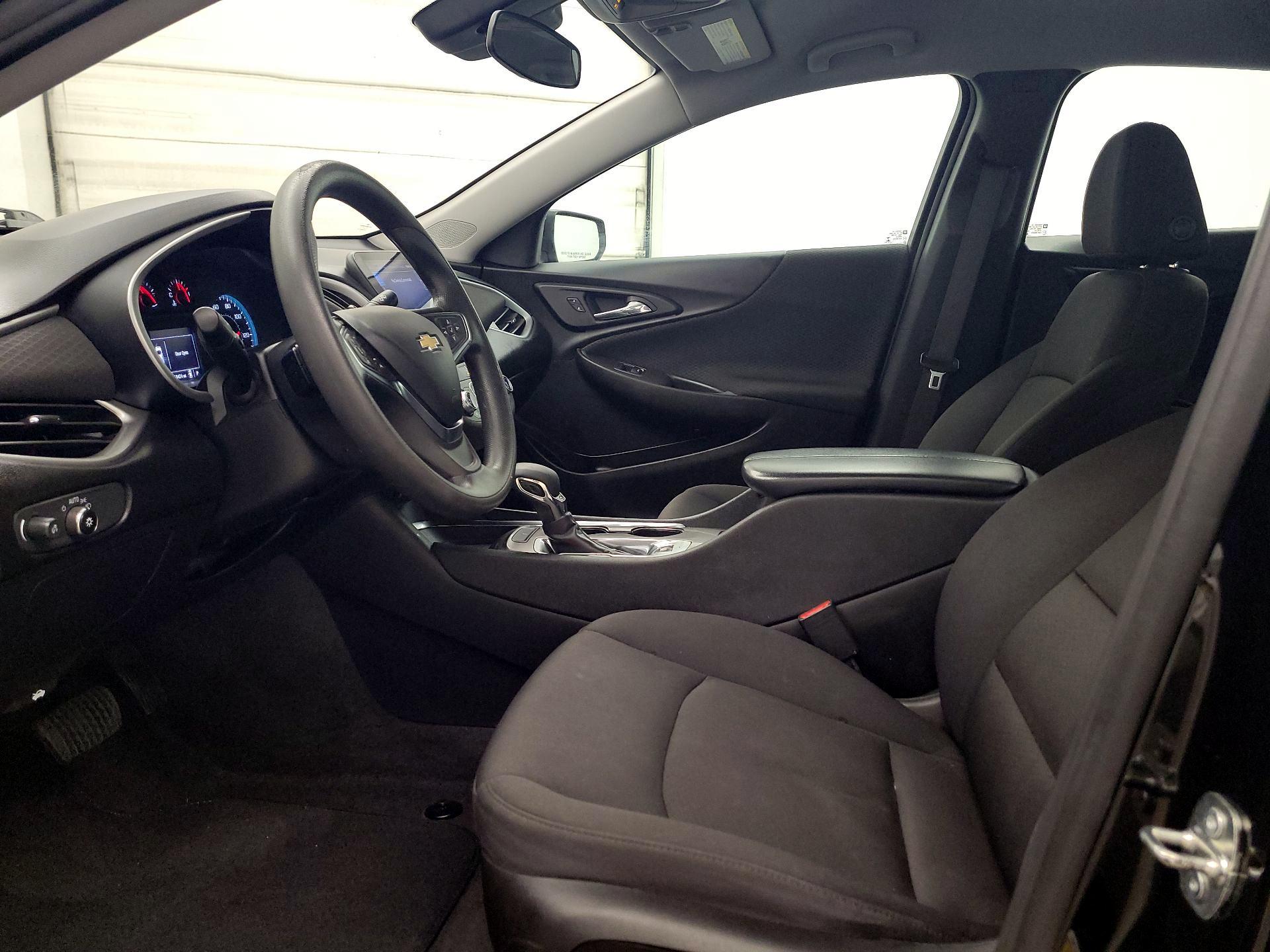 Thumbnail: 2023 Chevrolet Malibu - 11