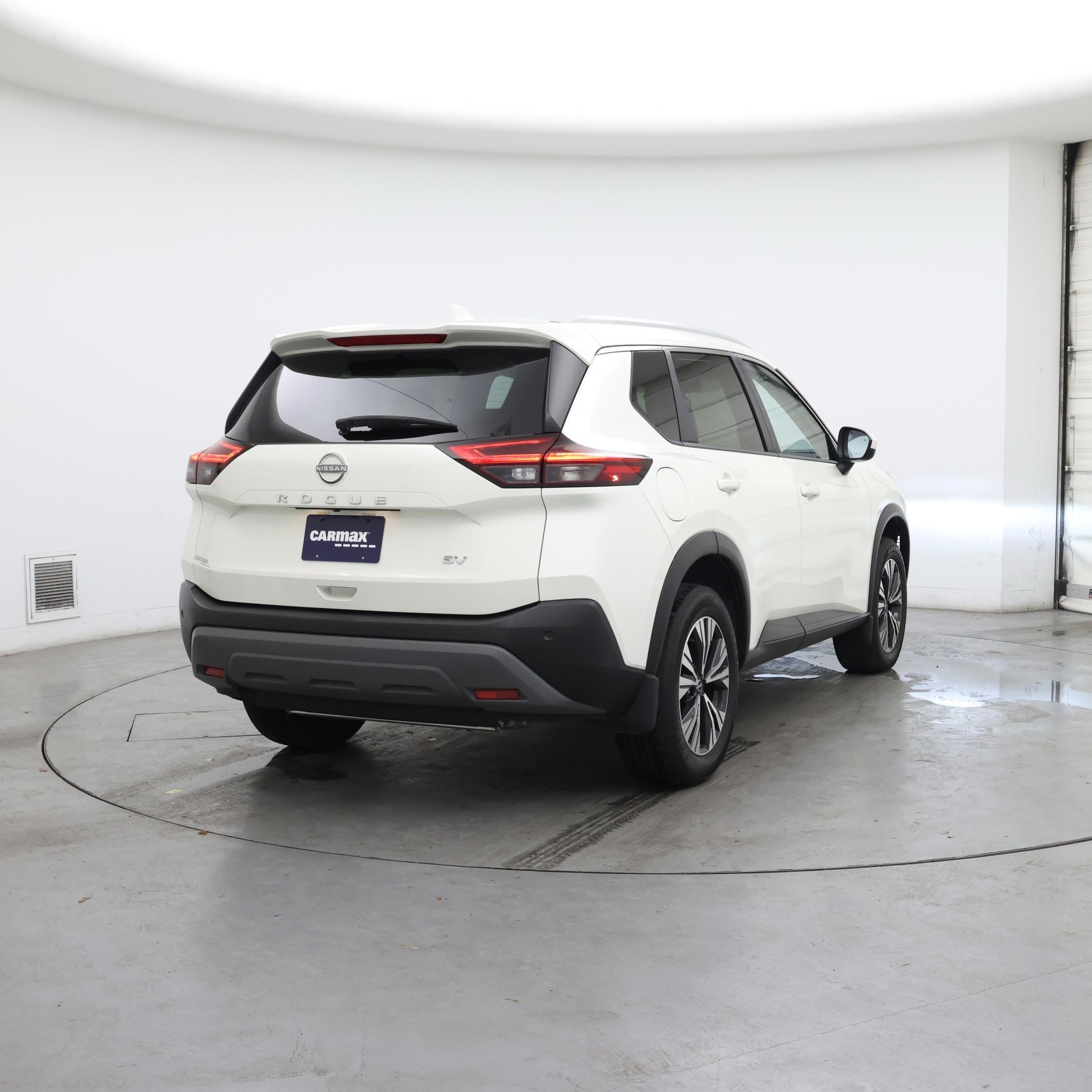 Thumbnail: 2023 Nissan Rogue - 8