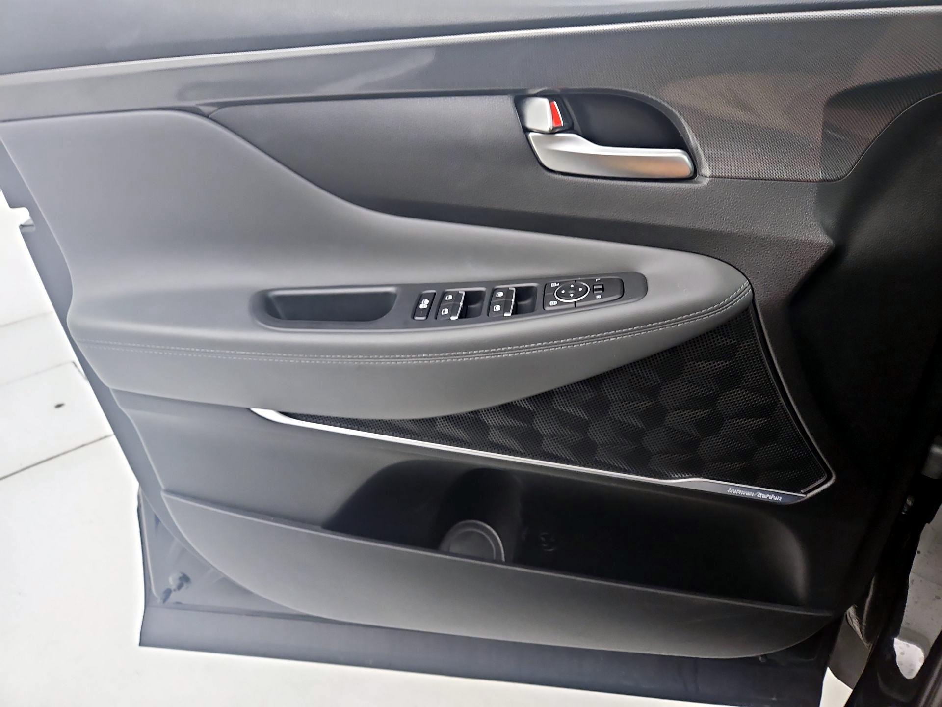 Thumbnail: 2023 Hyundai Santa Fe - 12