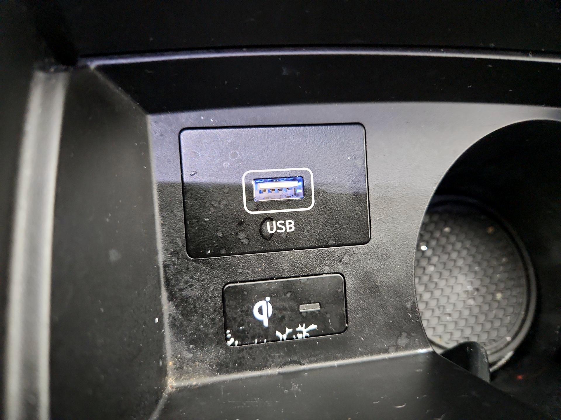 Thumbnail: 2023 Hyundai Santa Fe - 18