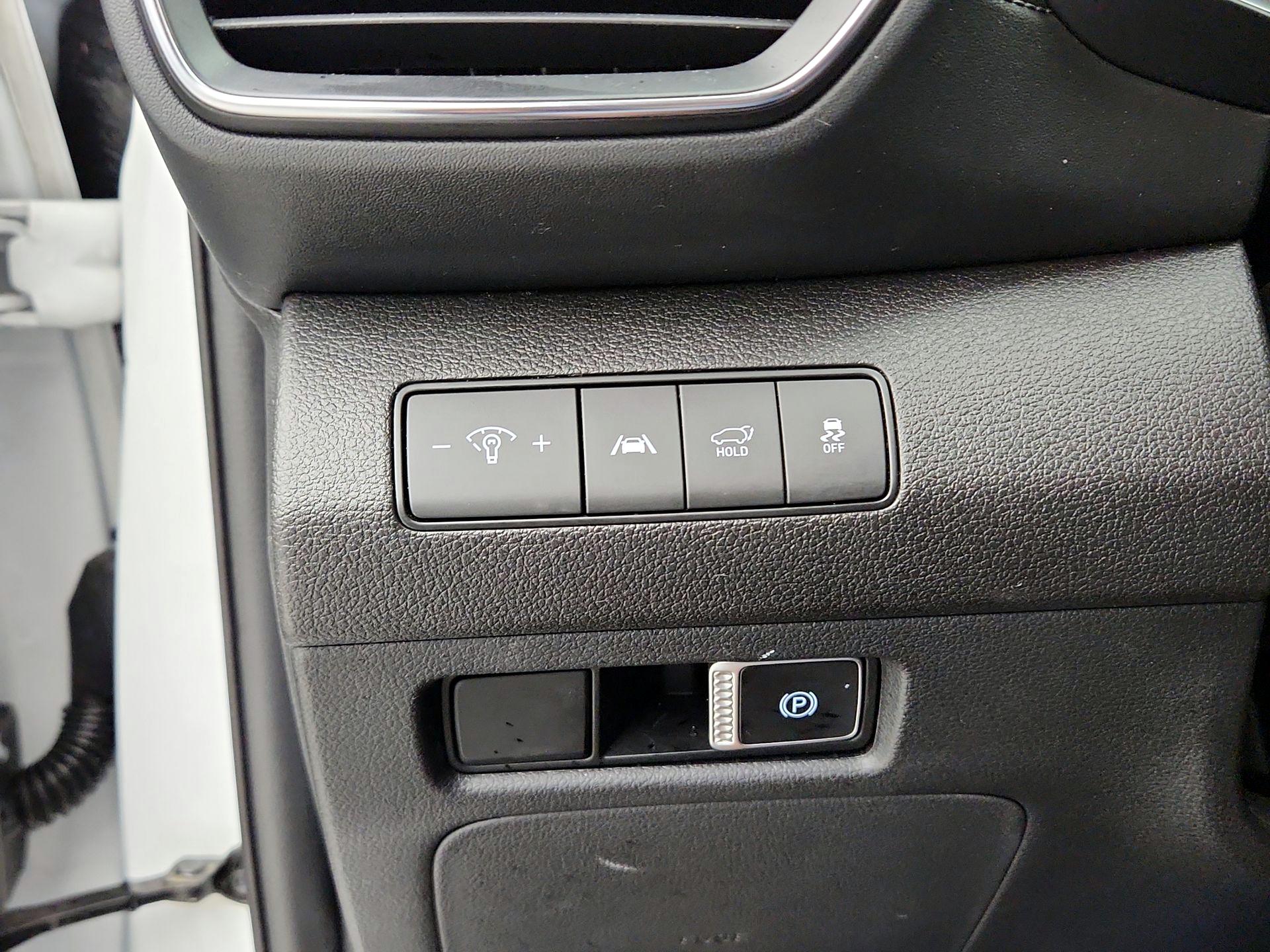 Thumbnail: 2023 Hyundai Santa Fe - 13