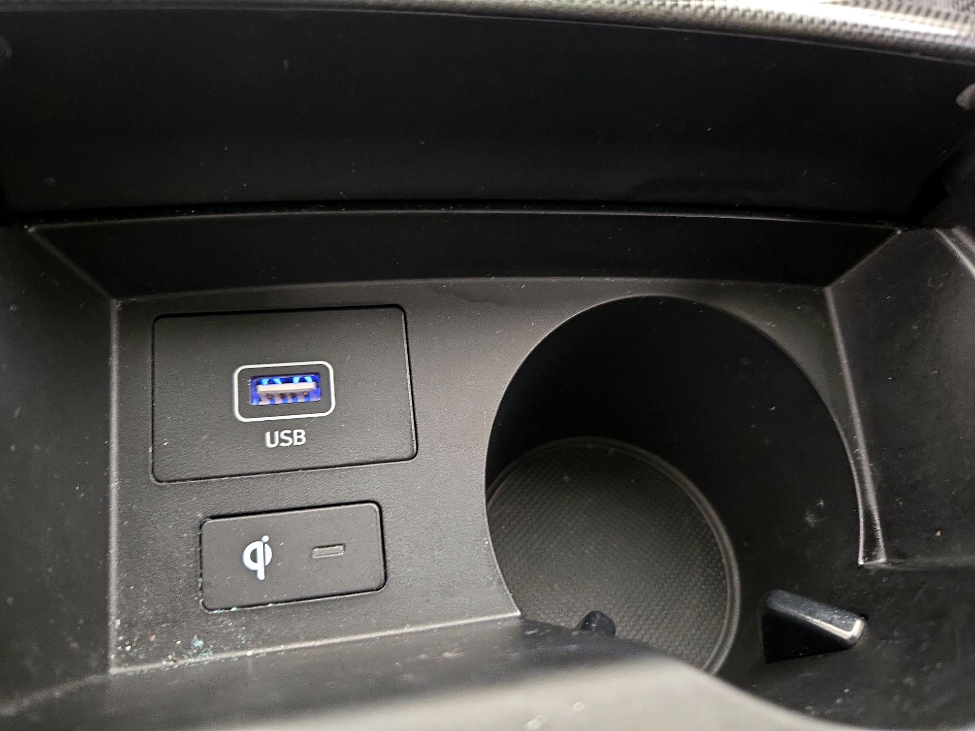 Thumbnail: 2022 Hyundai Santa Fe - 18