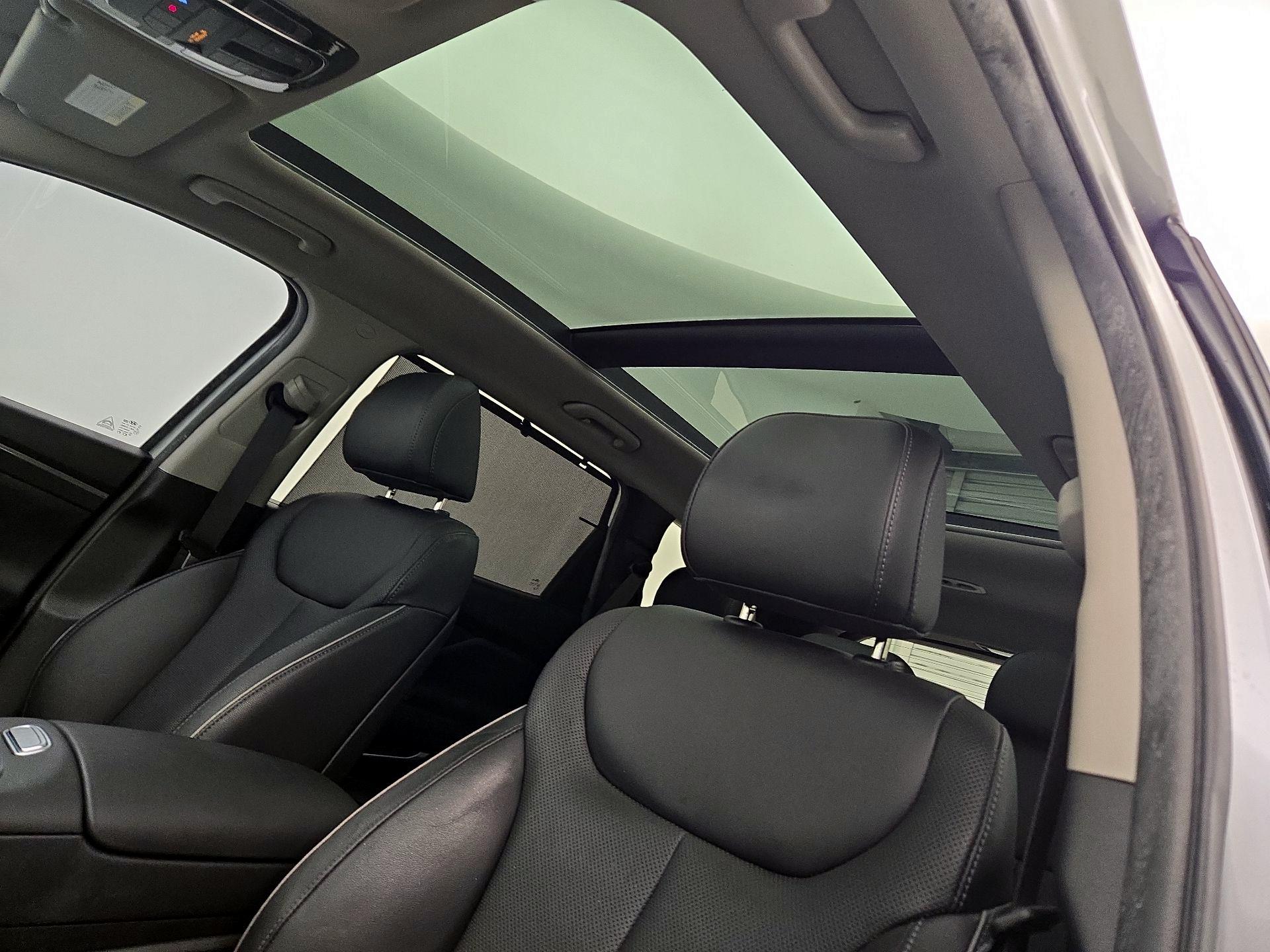 Thumbnail: 2022 Hyundai Santa Fe - 19