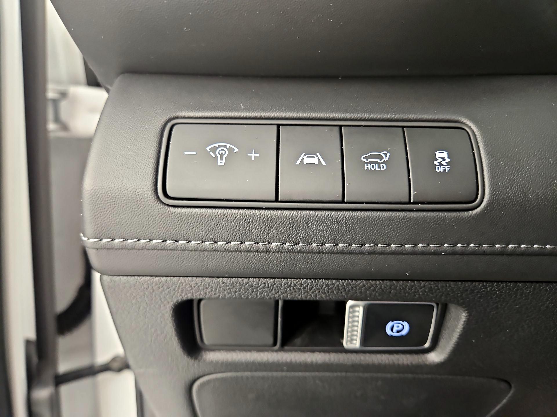 Thumbnail: 2023 Hyundai Santa Fe - 13