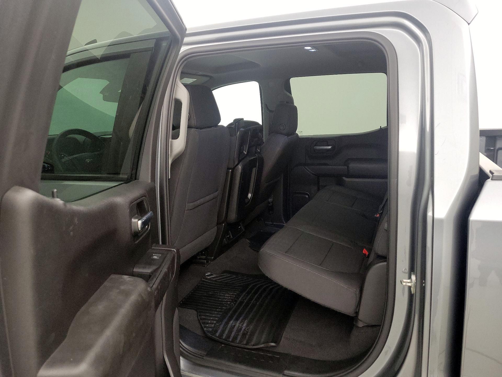 Thumbnail: 2022 Chevrolet Silverado 1500 - 19