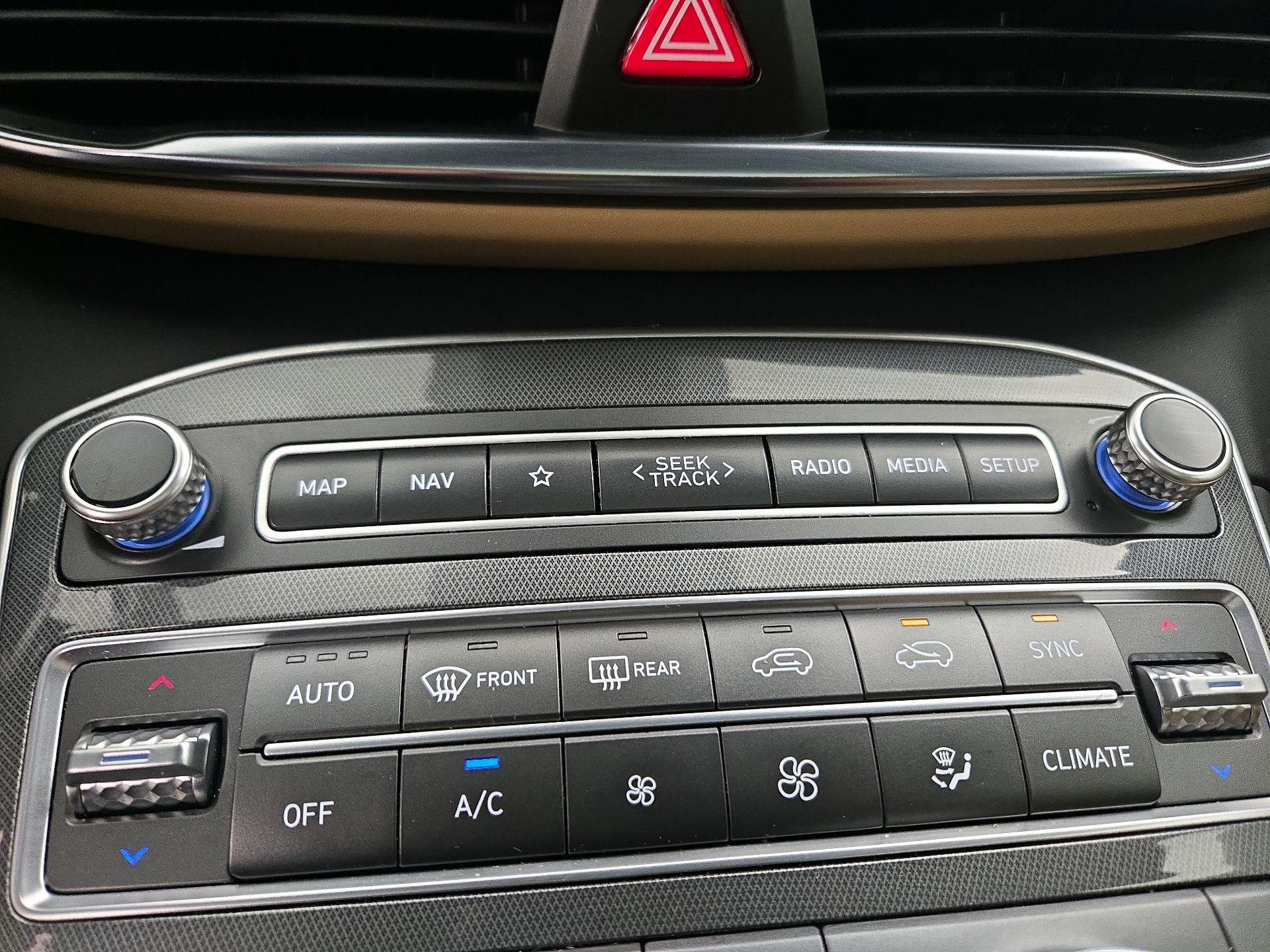 Thumbnail: 2023 Hyundai Santa Fe - 16