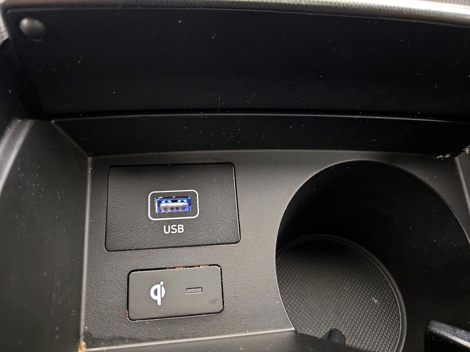 Thumbnail: 2023 Hyundai Santa Fe - 18