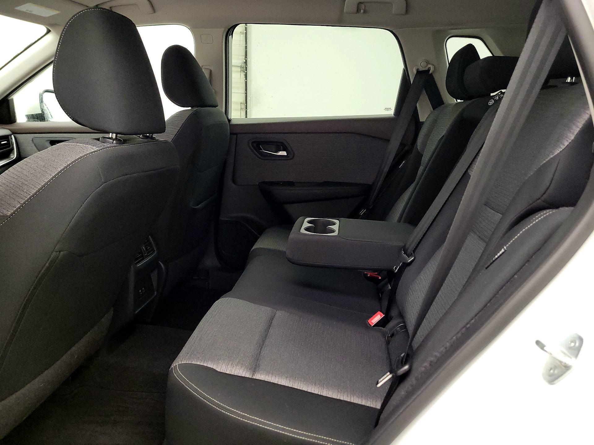 Thumbnail: 2023 Nissan Rogue - 19